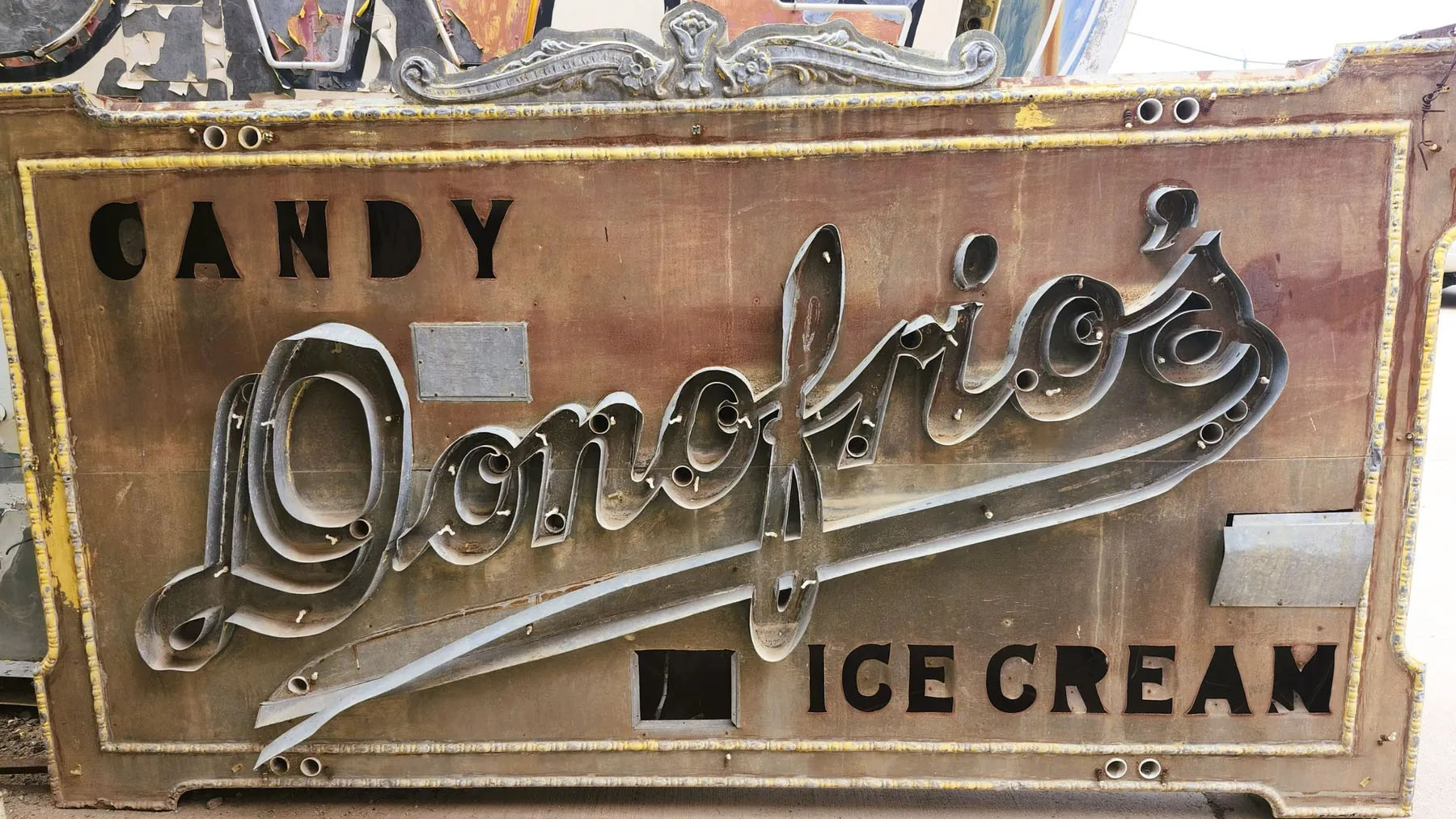 A recently - rediscovered candy store sign harkens back to a sweet part of Phoenix history