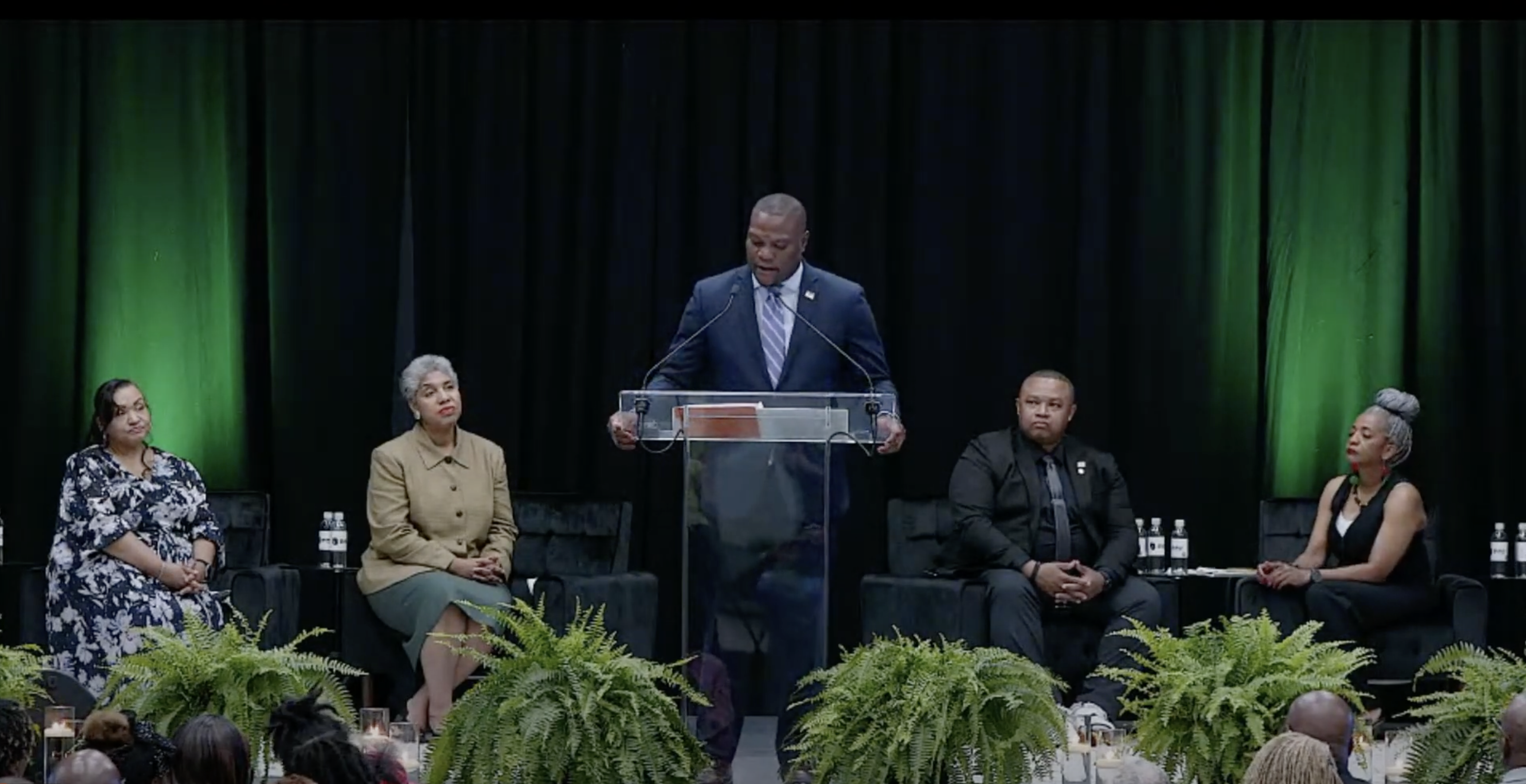 Tulsa mayor commits $105 million to reparations package for 1921