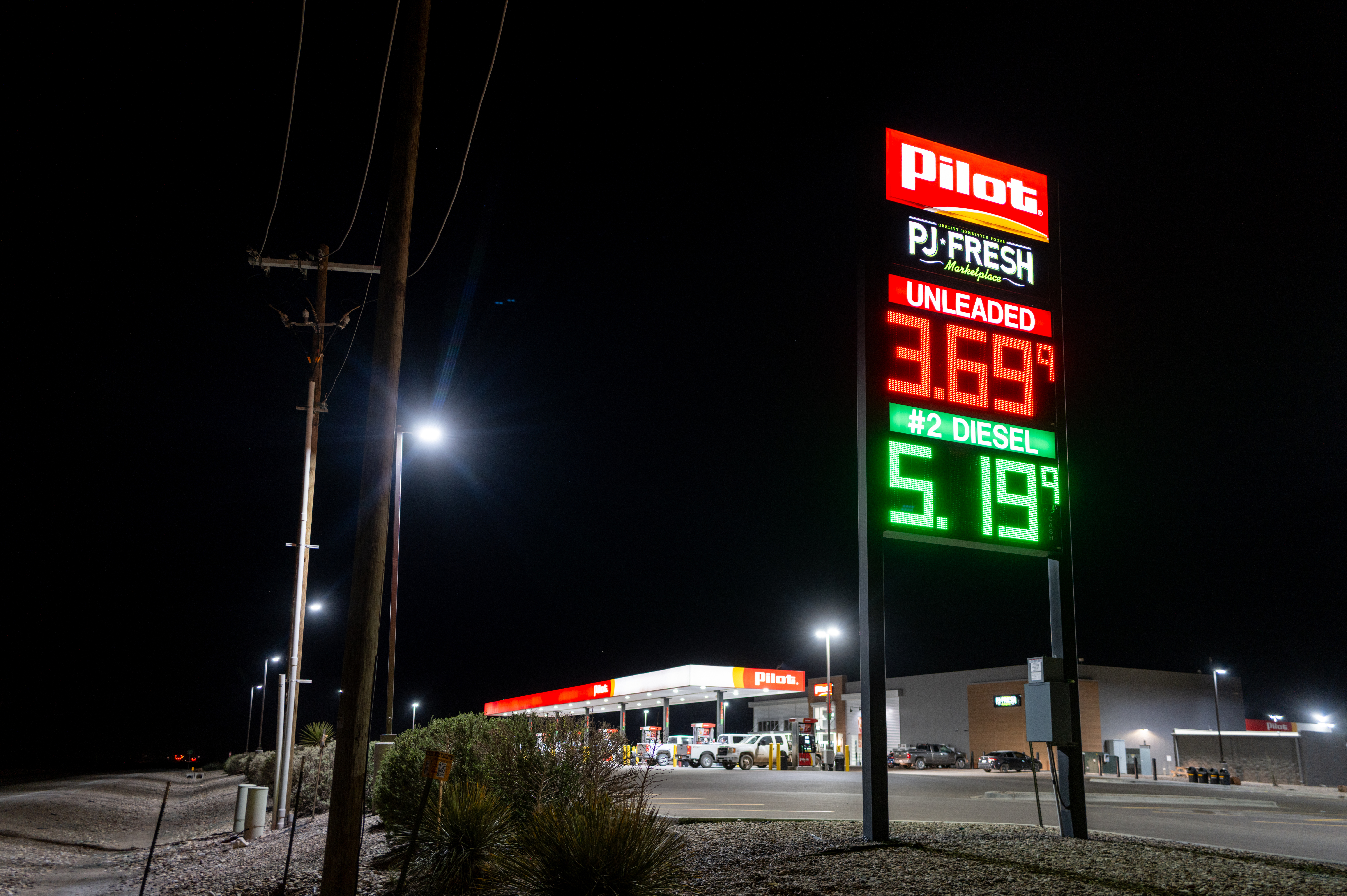 Global oil market influences on national fuel price relief