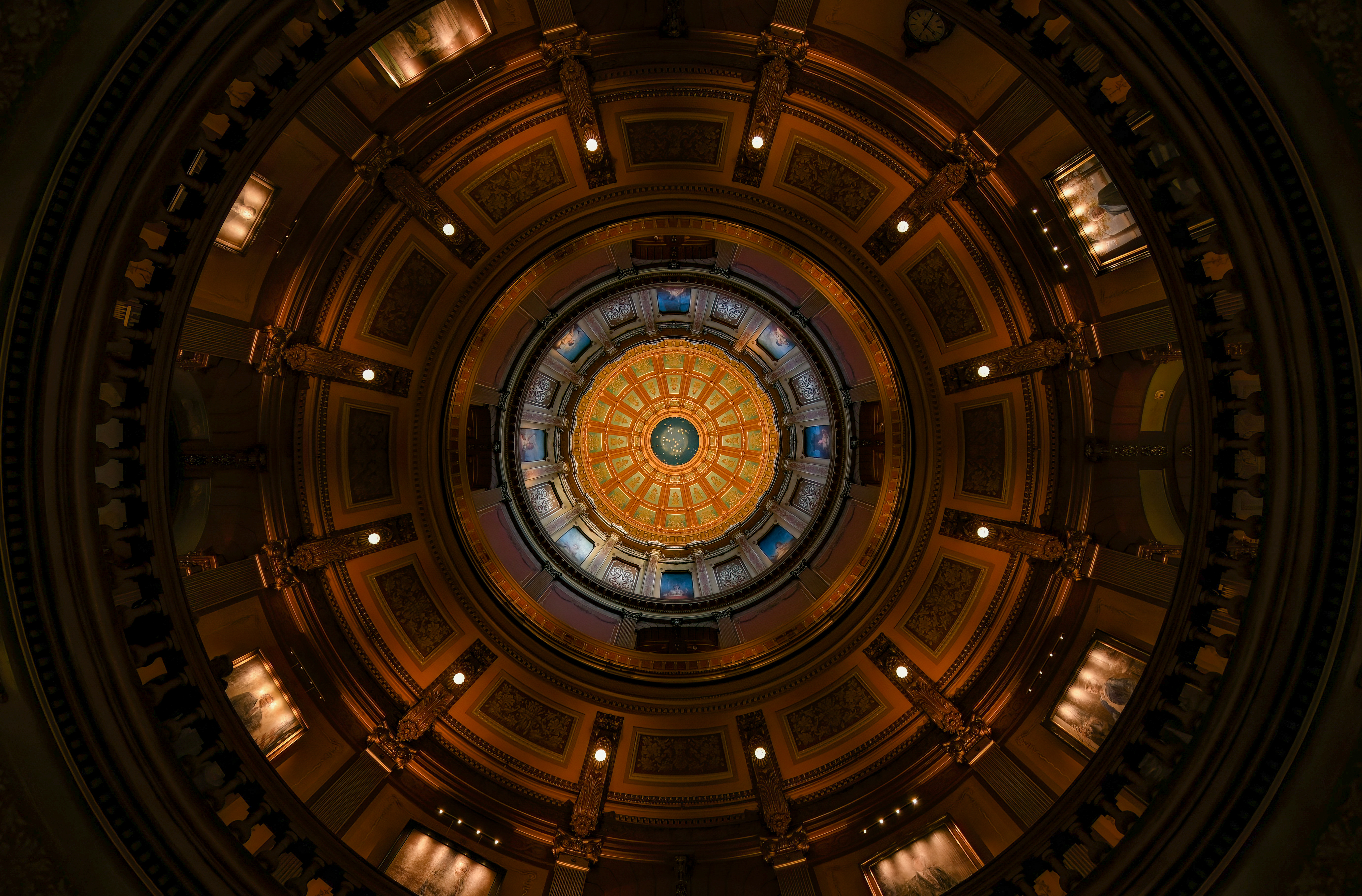 House lawmakers consider several items during wind down to general election