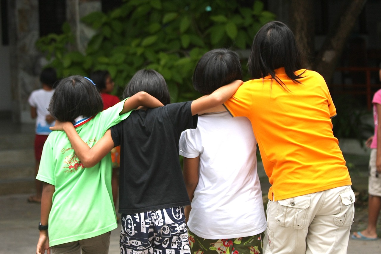 To Your Health: Thankful for the Social Support of Family and Friends
