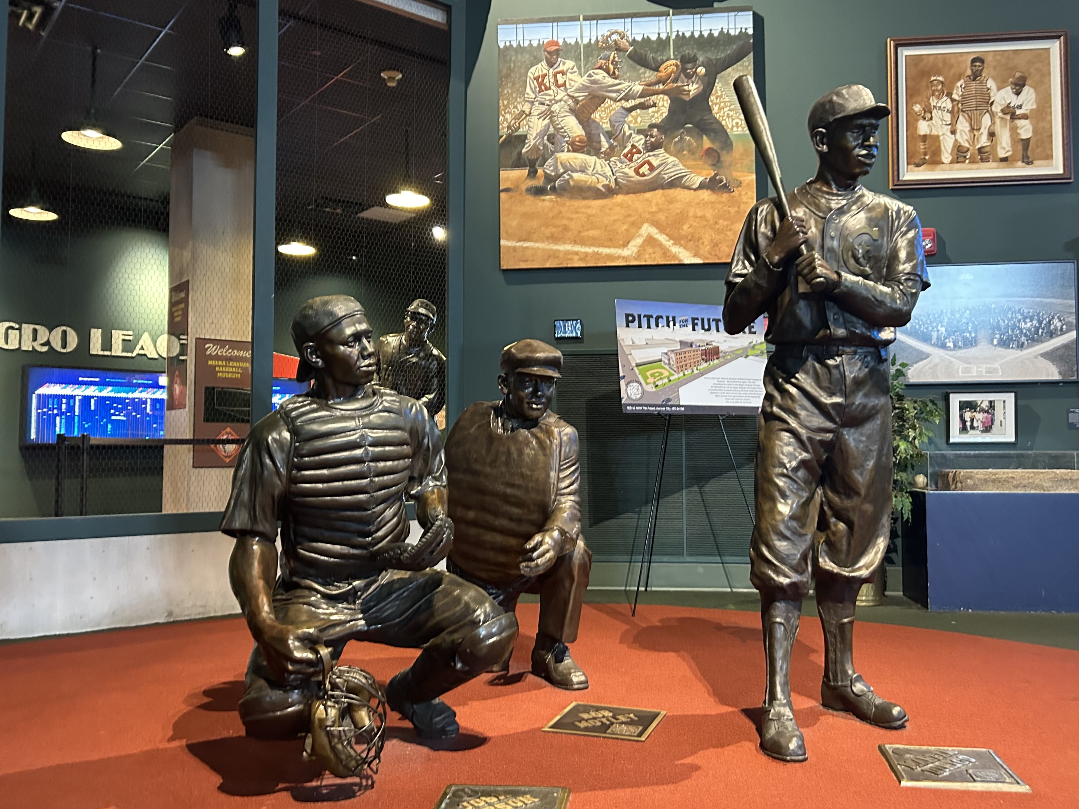 Negro League scores are now in MLB's record books, a 'triumphant' story for Kansas City museum - Vimarsana News