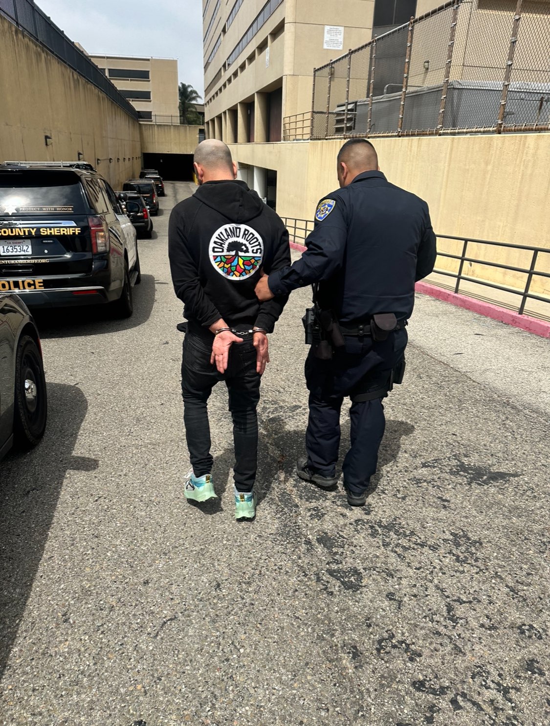 Routine traffic stop leads to arrest of murder suspect in Ventura County - Vimarsana News