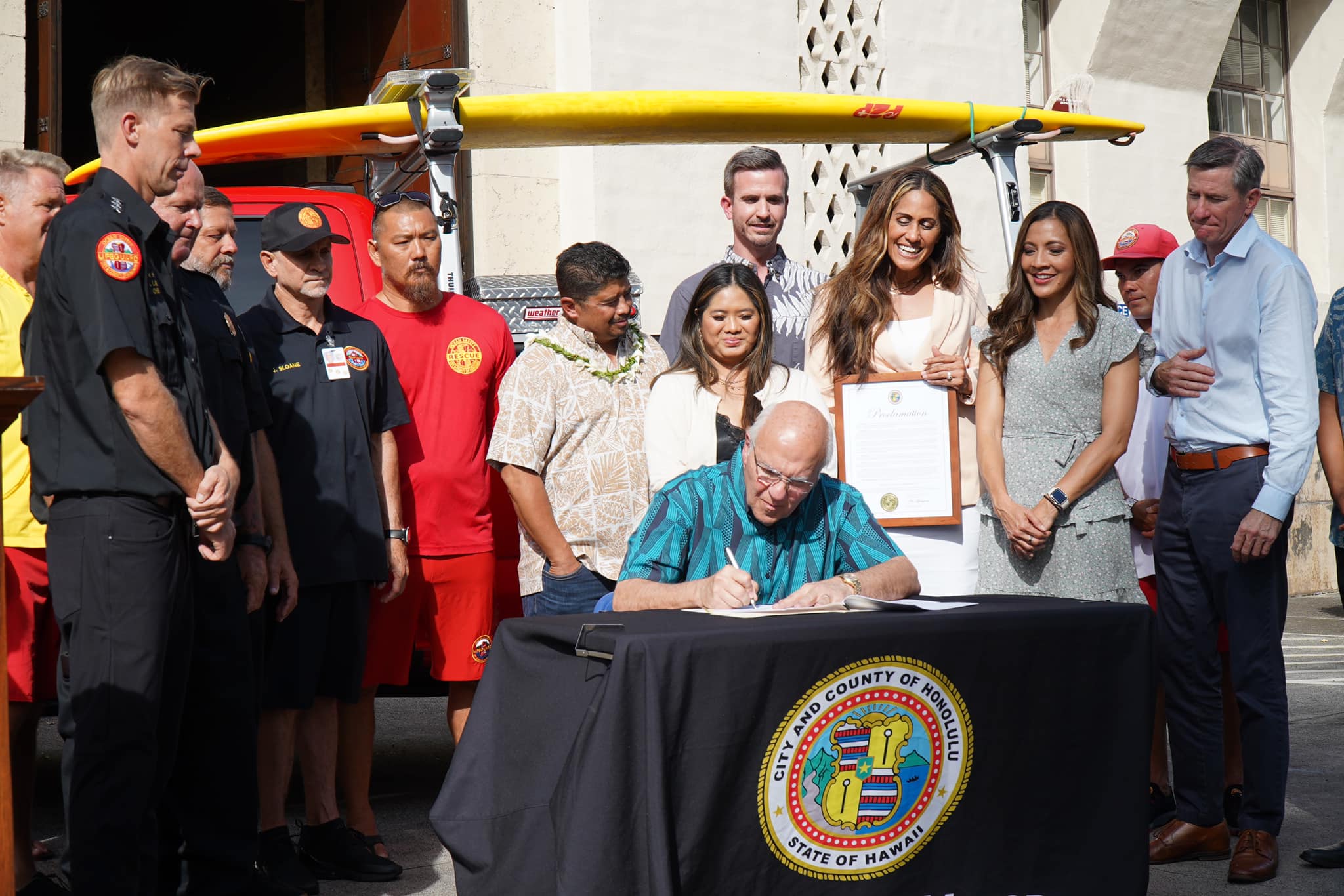 Honolulu Ocean Safety Department officially separates from ambulance services - Vimarsana News