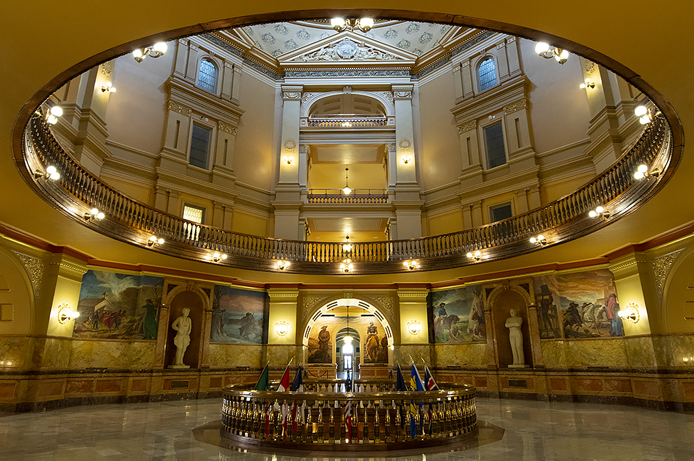 A Kansas lawmaker wants to limit elected officials' outside jobs, targeting 'conflicts of interest' - Vimarsana News