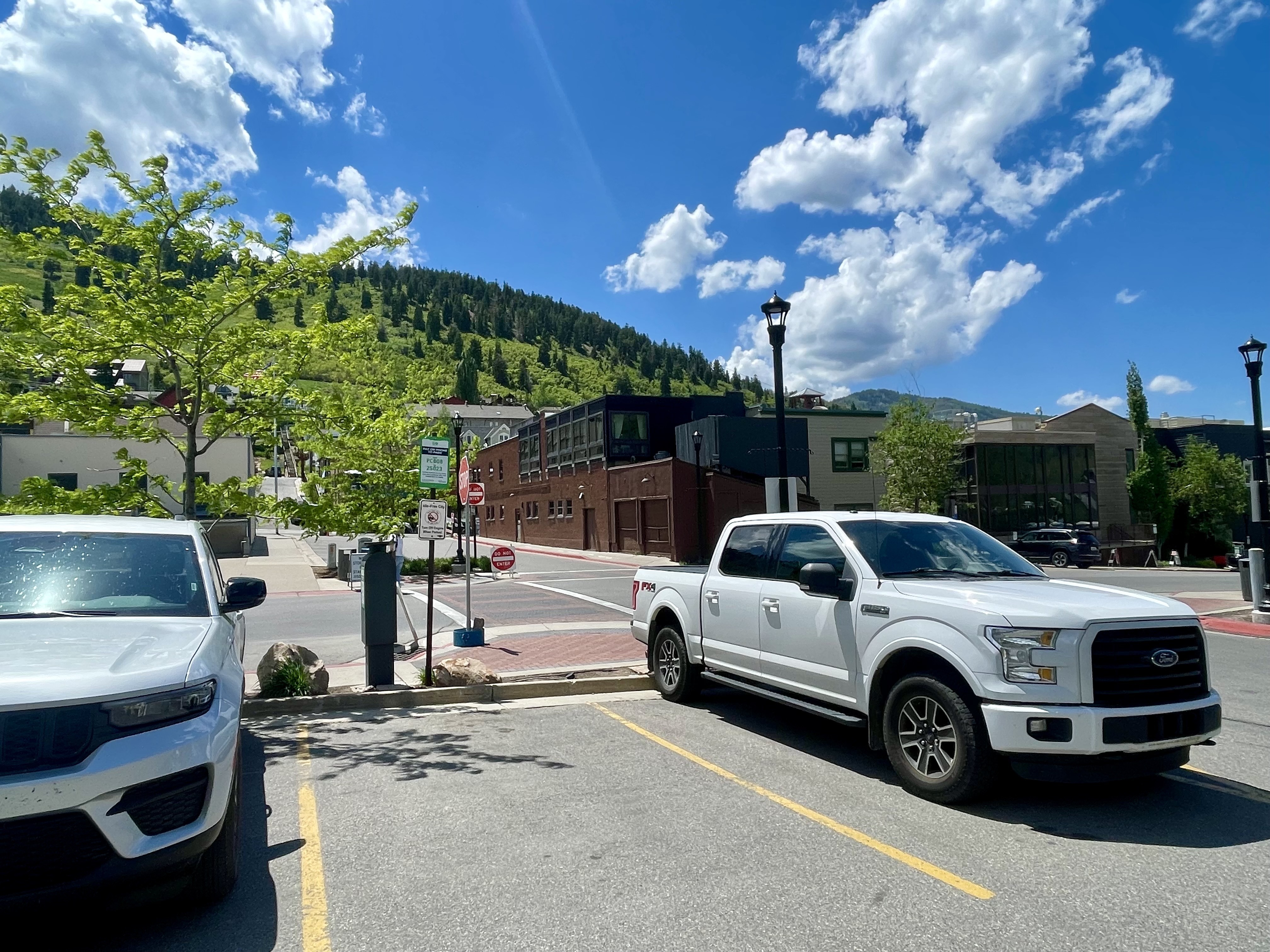 Park City expands Old Town free parking areas through June - Vimarsana News