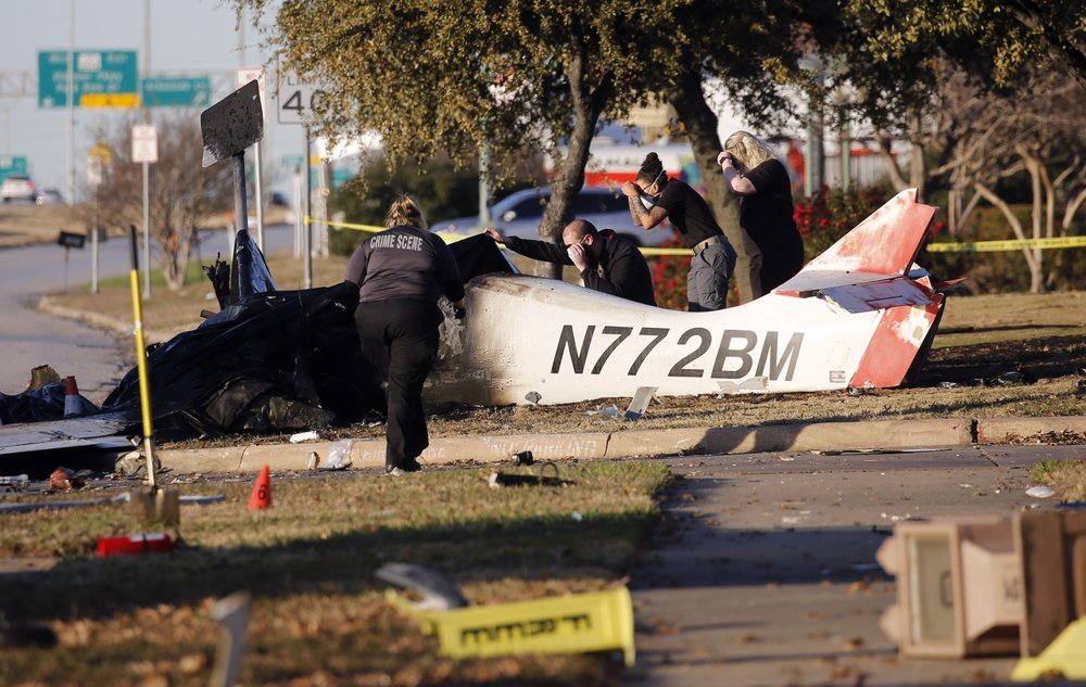 2 Killed When Plane Crashes Along Grand Prairie Service Road - Vimarsana News