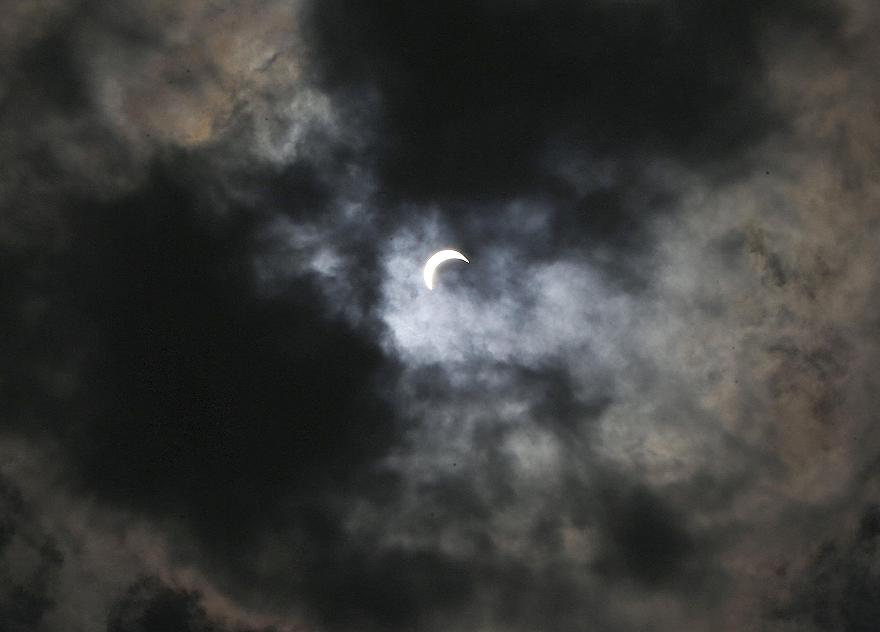 The solar eclipse means many central Pennsylvania schools are canceling classes or dismissing early - Vimarsana News