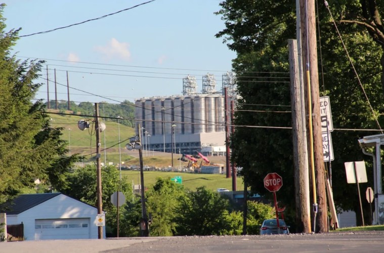 In Beaver County, a mix of hope and fear over startup of Shell's ethane cracker - Vimarsana News