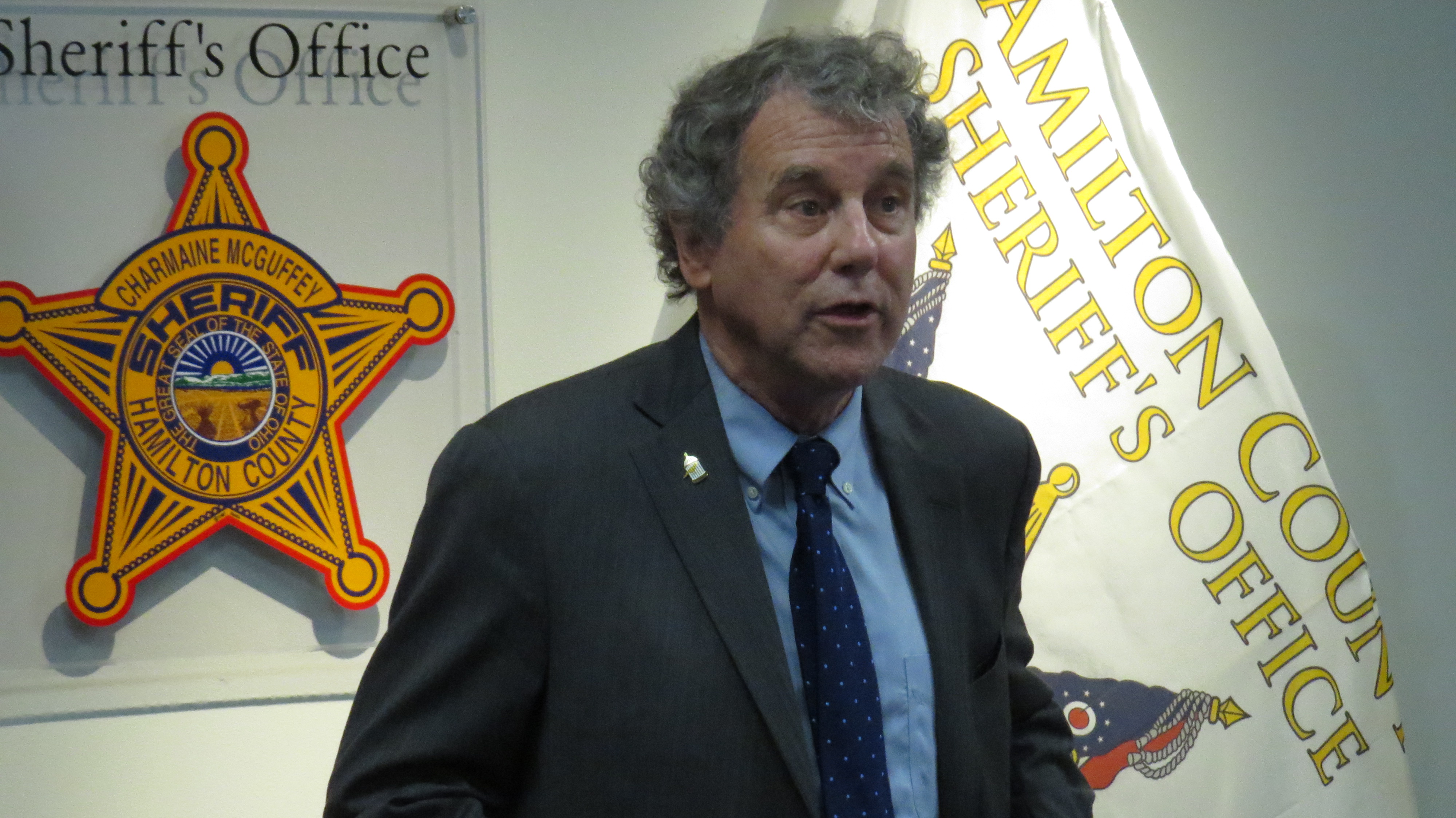 Sen. Sherrod Brown talks FEND Off Fentanyl Act in Cincinnati - Vimarsana News