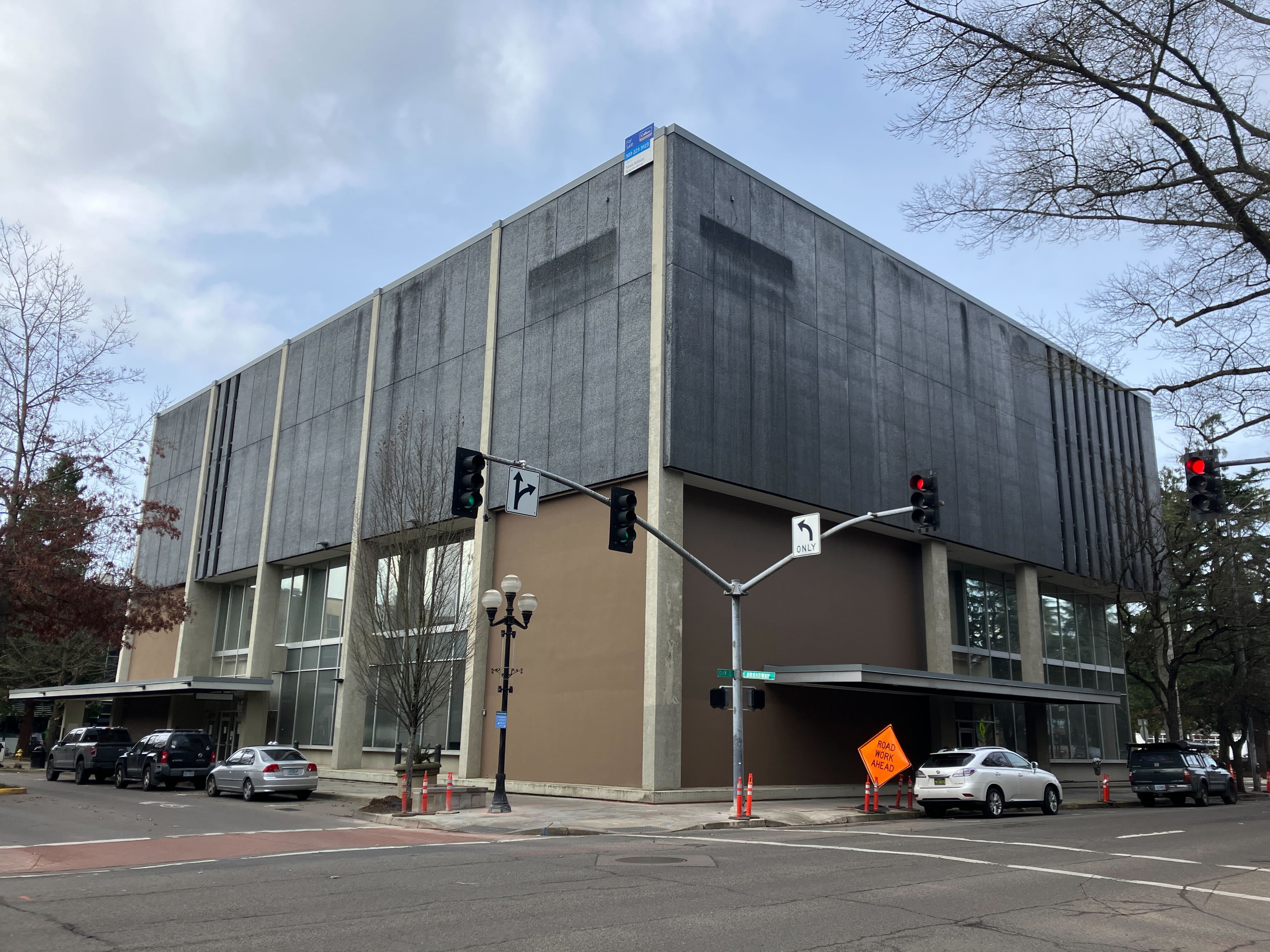 Eugene 4J to sell proposed downtown headquarters four months after buying it - Vimarsana News