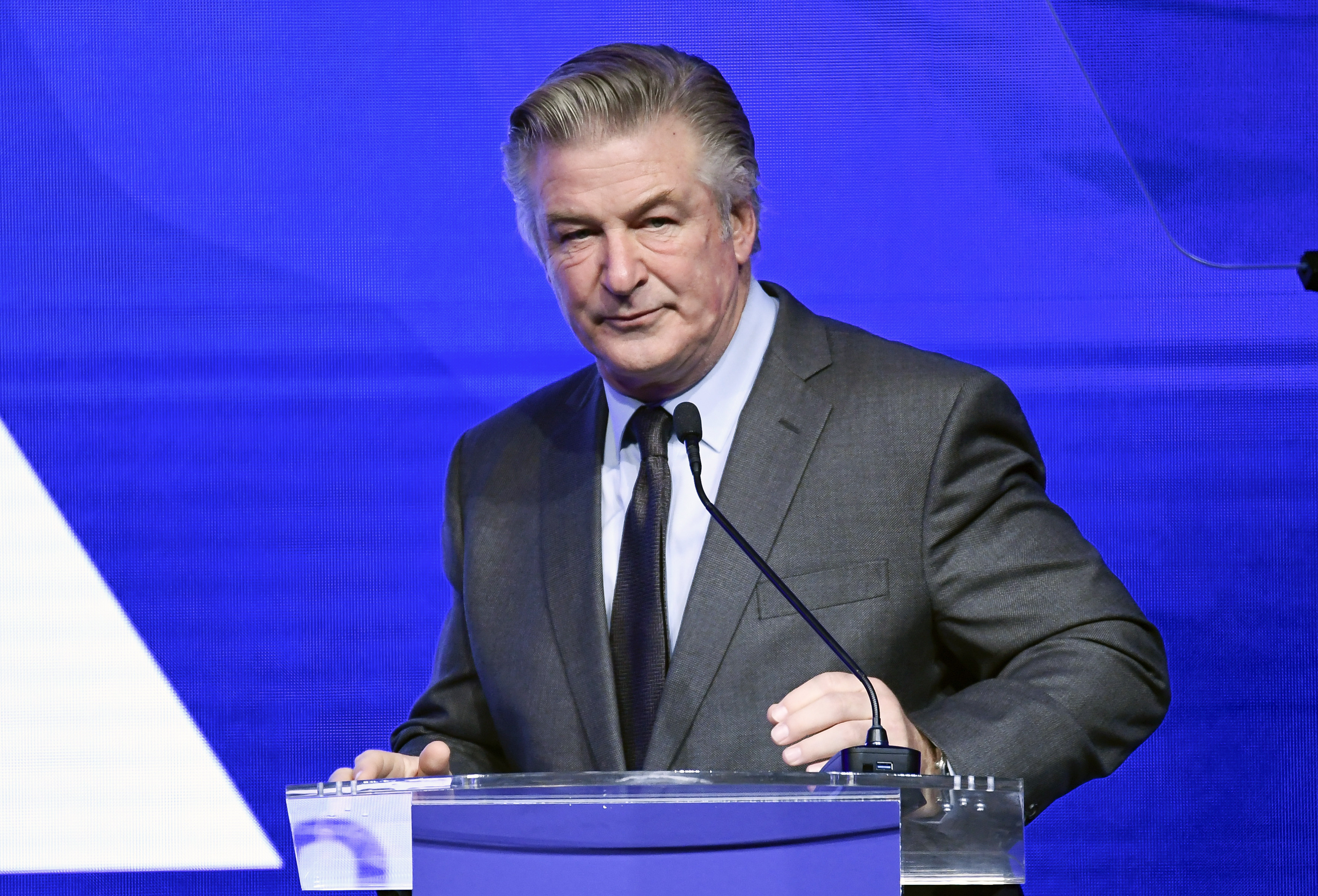 Alec Baldwin's 'Rust' trial to go ahead after judge denies motion to dismiss charge - Vimarsana News