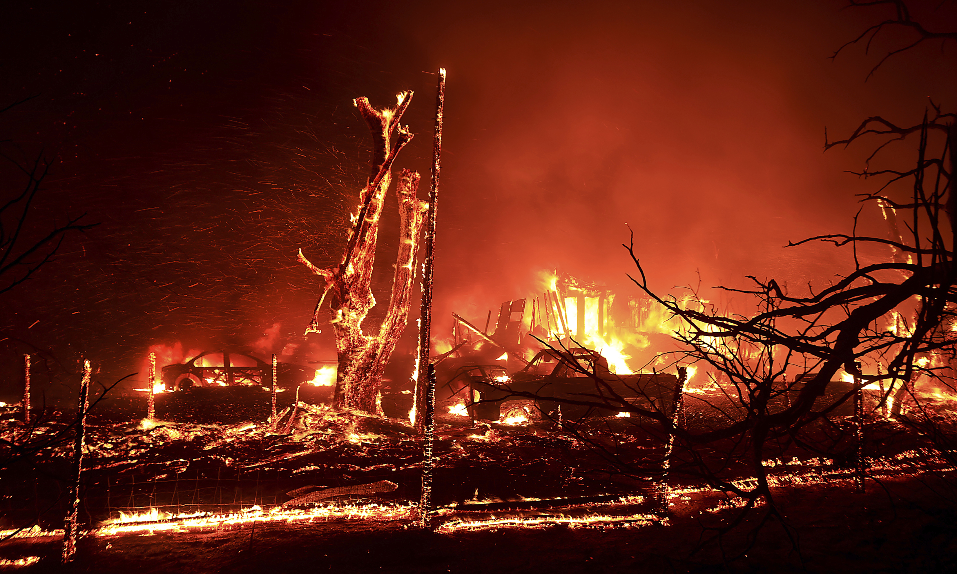 A fire scorches thousands of acres east of San Francisco, prompting evacuations - Vimarsana News