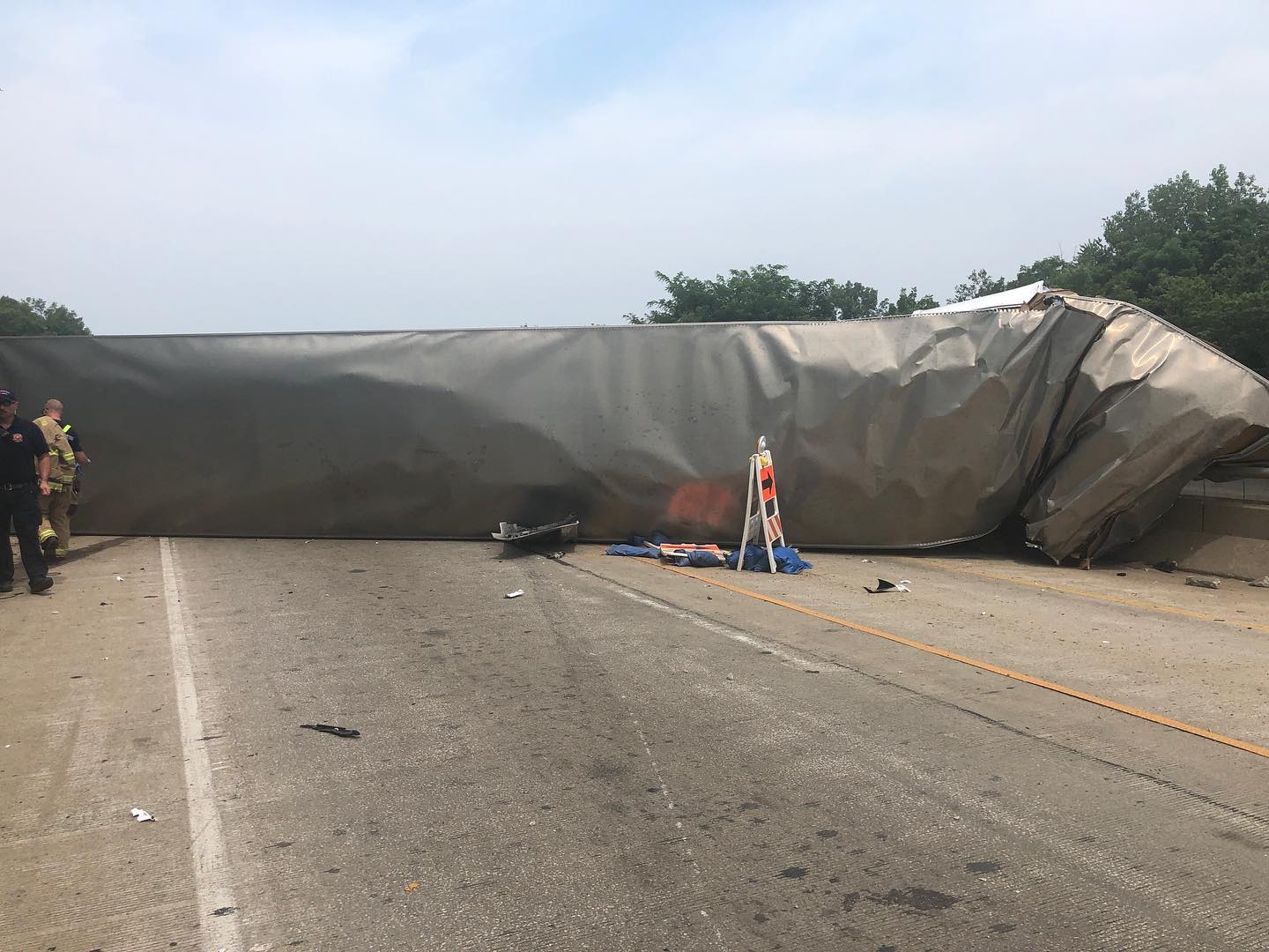 Semi Driver Killed After Multiple Crashes On Interstate 55 - Vimarsana News
