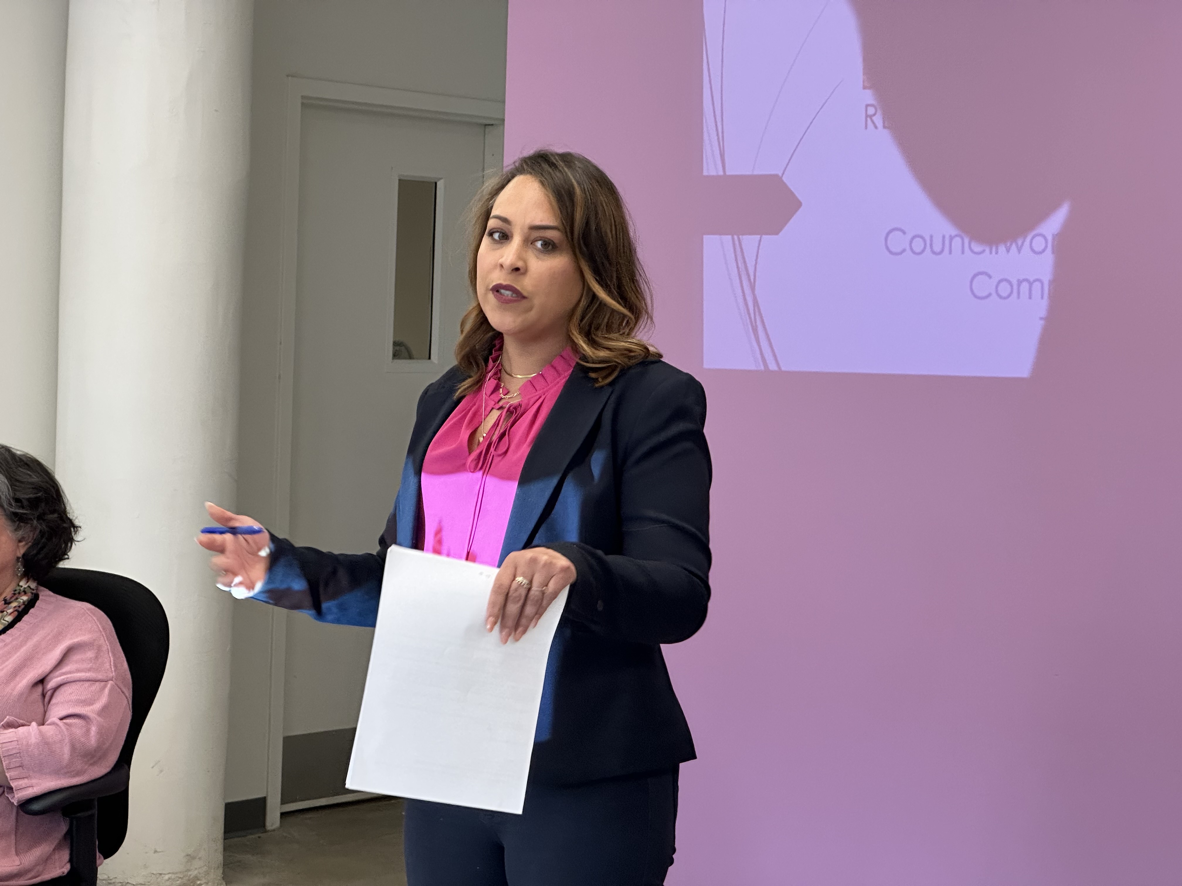 Cleveland officials, groups begin work toward immigrant support plan - Vimarsana News