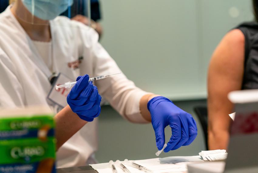 Texas'2nd Round Of COVID-19 Vaccines Earmarked For Smaller Hospitals And Long-Term Care Facilities - Vimarsana News