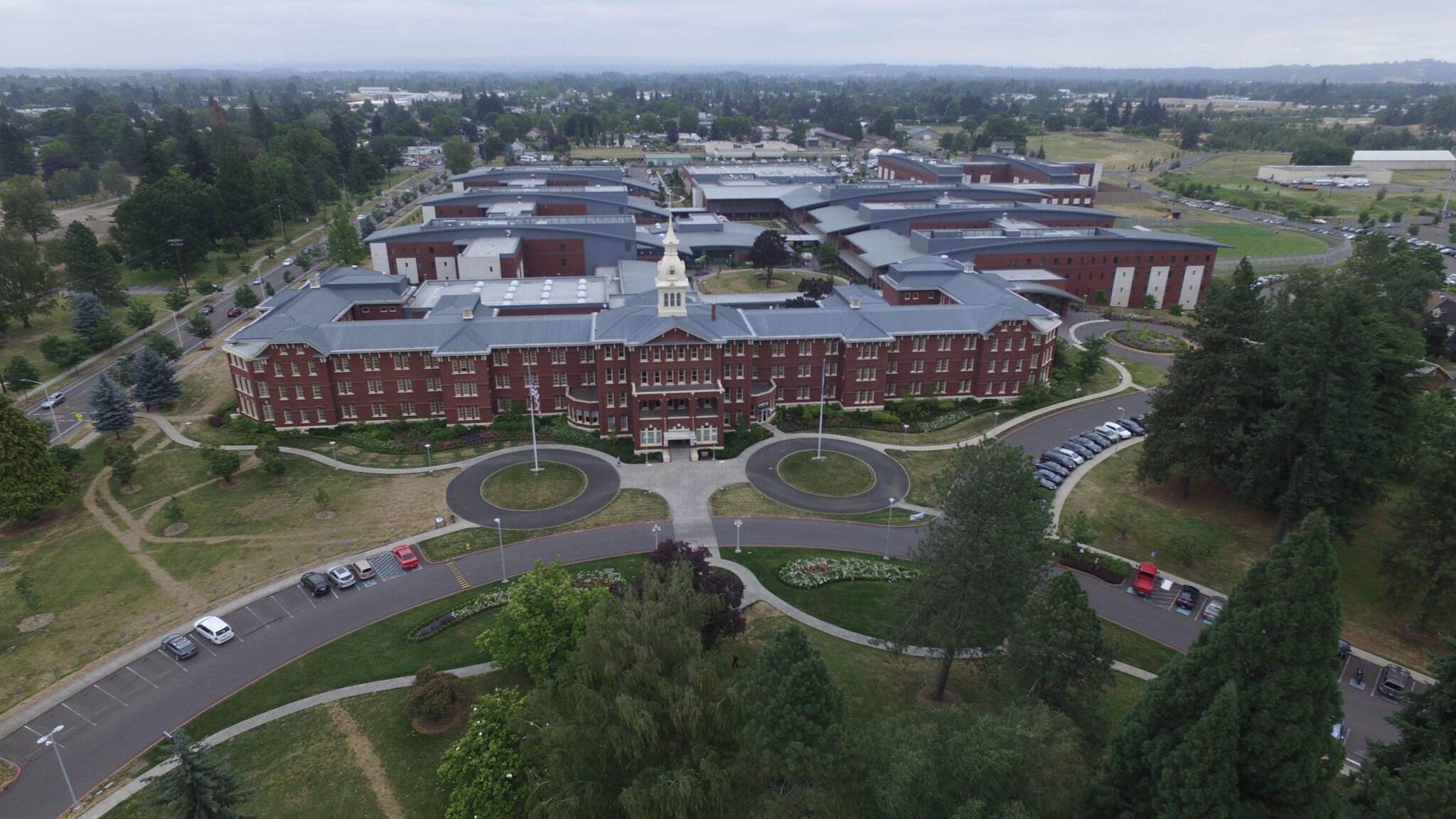 Oregon State Hospital suspends in-person visits after patient dies of suspected fentanyl overdose - Vimarsana News