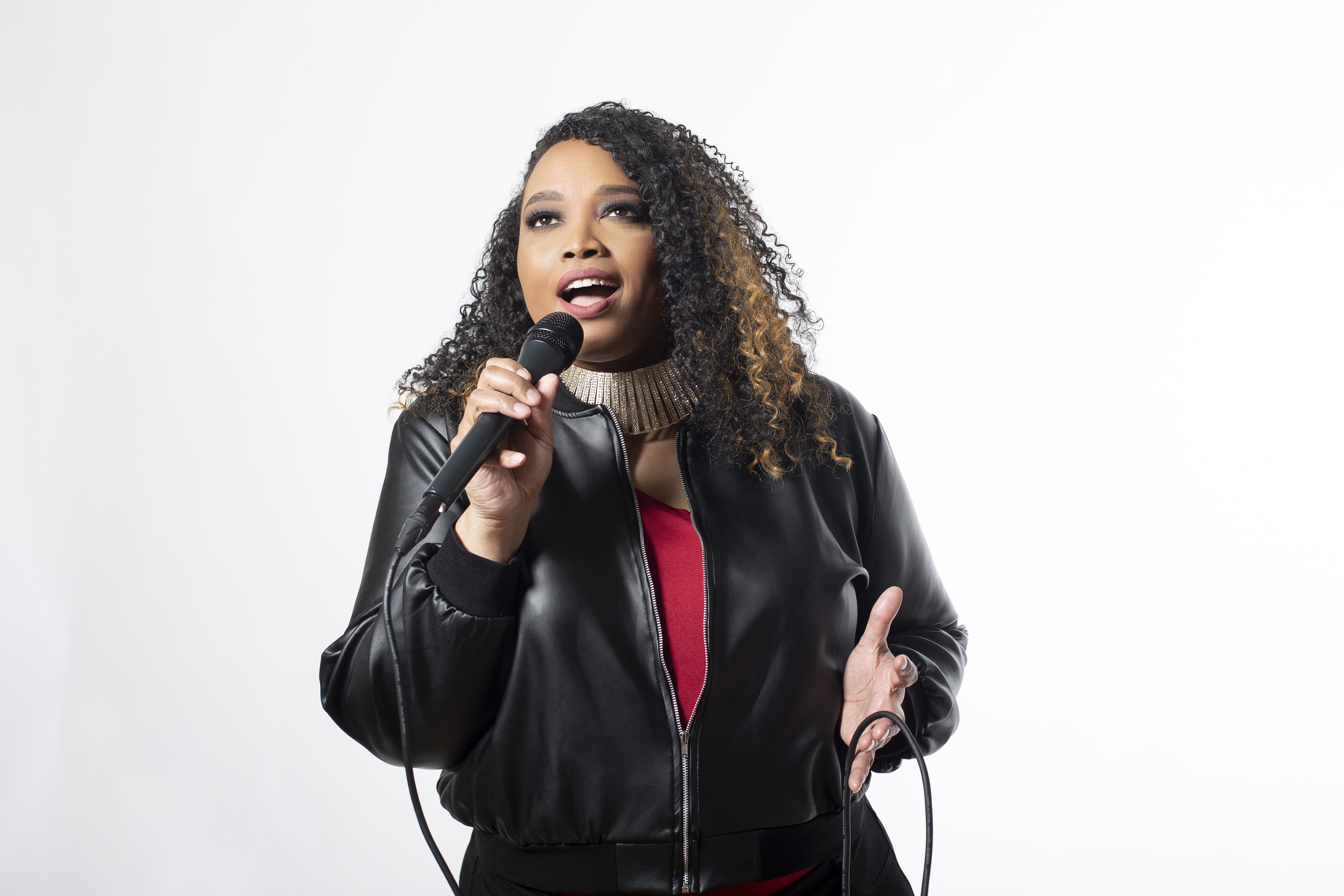Dara Tucker Gives Voice to Hopeful Protest on 'Dreams of Waking: Music for a Better World' - Vimarsana News