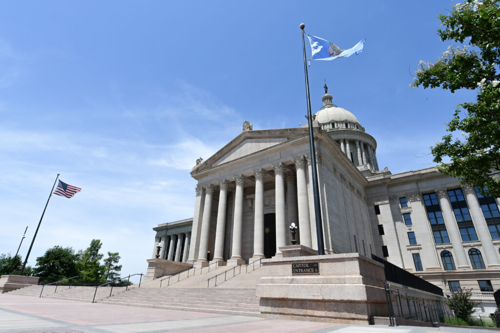 Some tribes aren't sharing information with Oklahoma law enforcement amid license plate dust up - Vimarsana News