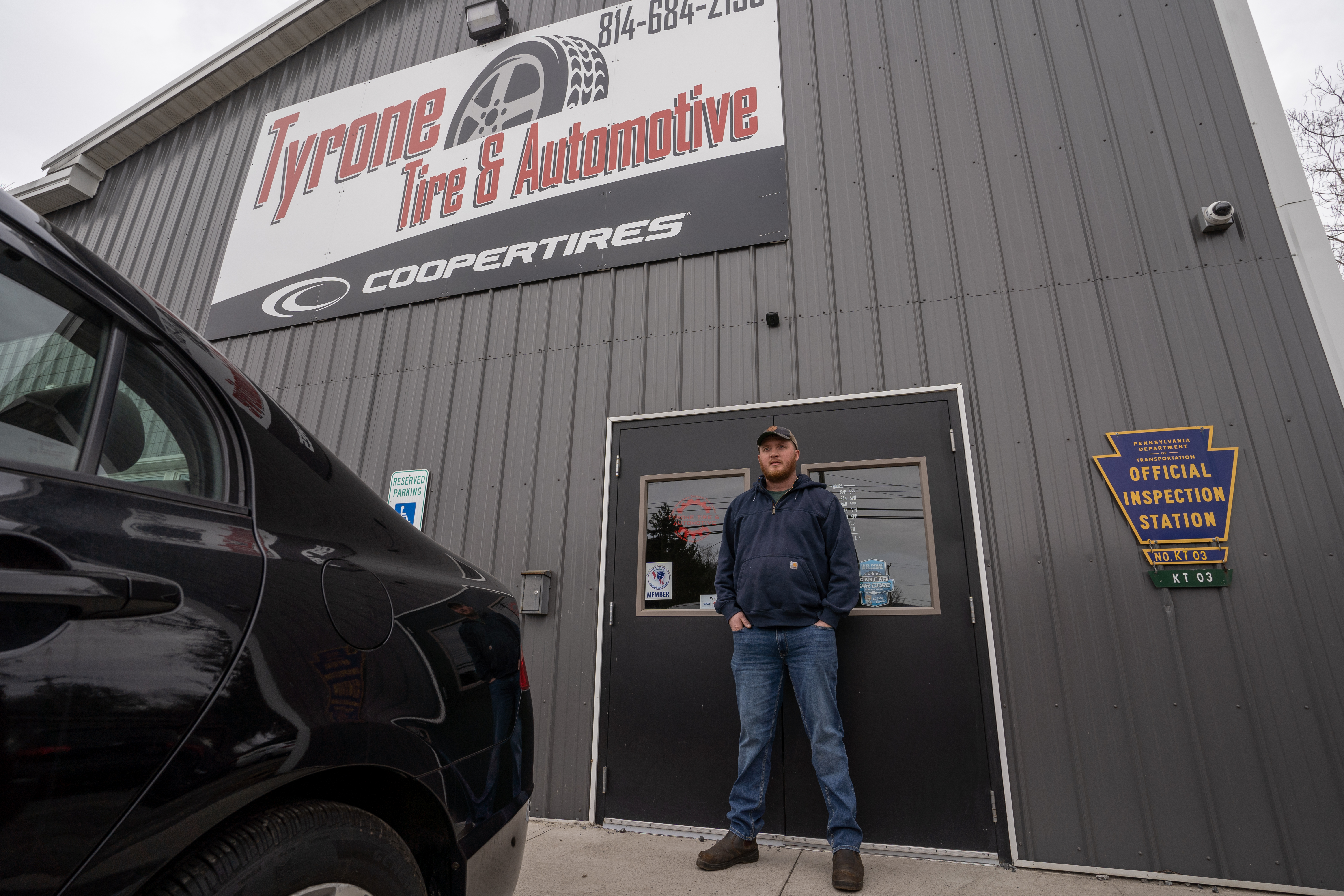 Navigating Inflation: Nik Dumin grapples with increased costs at his Tyrone auto repair shop - Vimarsana News