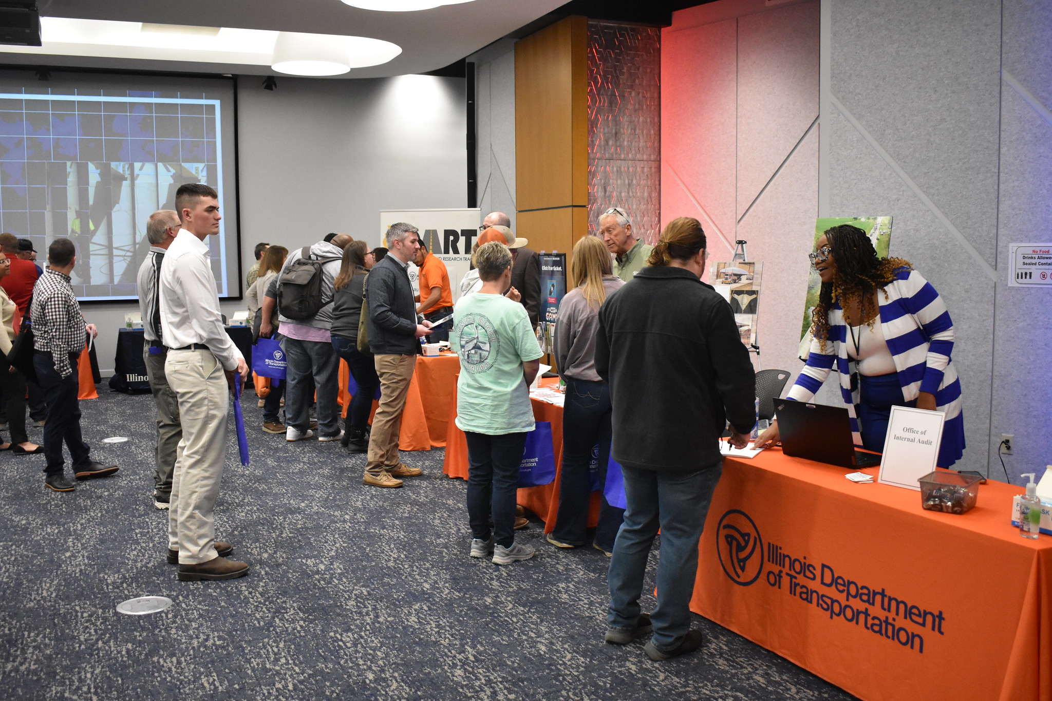 IDOT hosts career fair at the Rock Island Holiday Inn June 11 - Vimarsana News