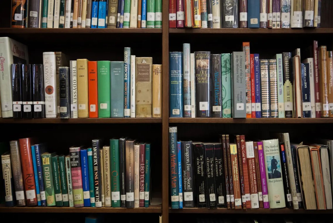 Texas House committee to investigate school districts' books on race and sexuality - Vimarsana News