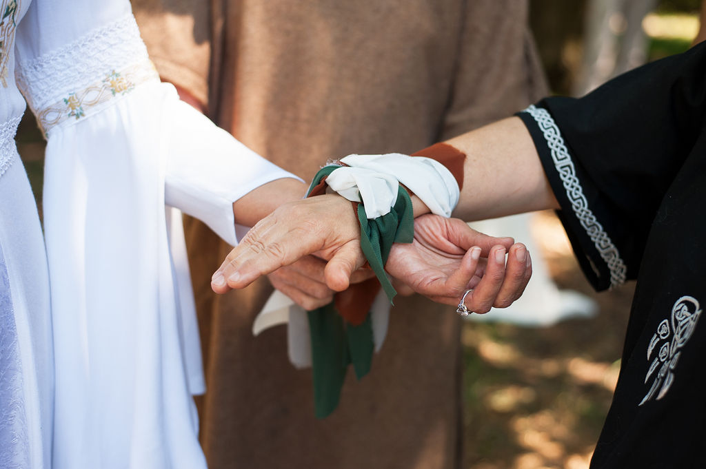 Celtic Wedding Traditions | Celtic Cultural Minute - Vimarsana News