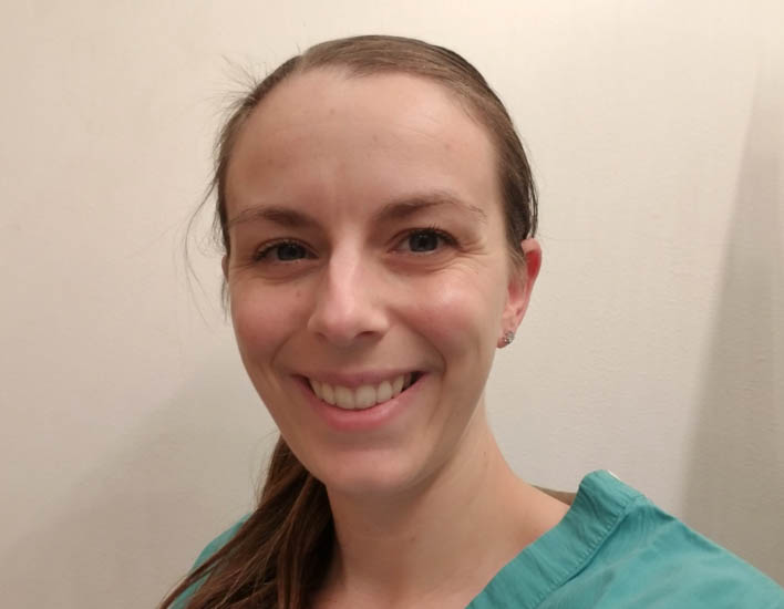 'It's A Day All Of Us Have Been Waiting For Forever': ICU Nurse Gets The COVID-19 Vaccination - Vimarsana News