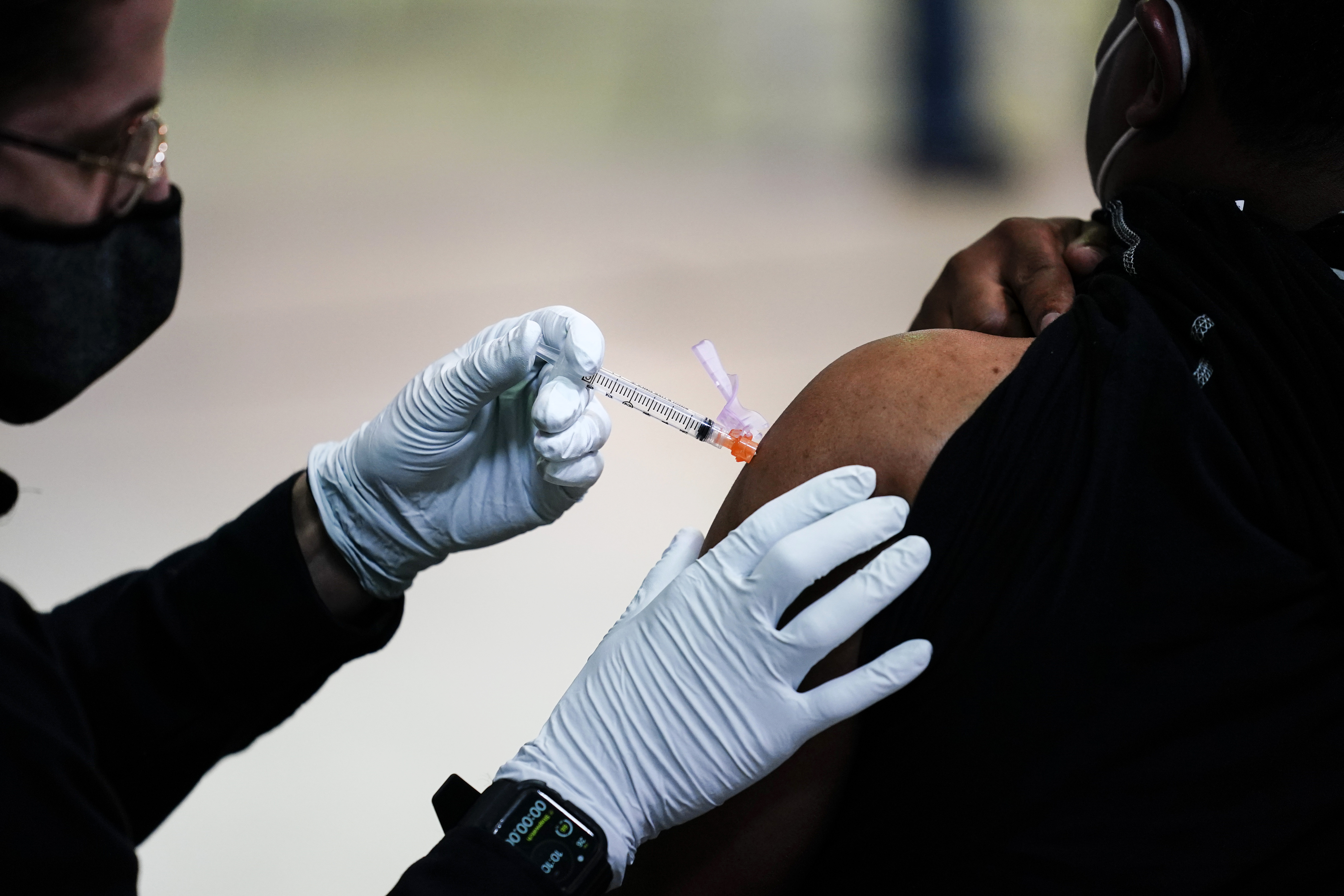 Ohio health leaders encourage people to get the new COVID vaccine - Vimarsana News