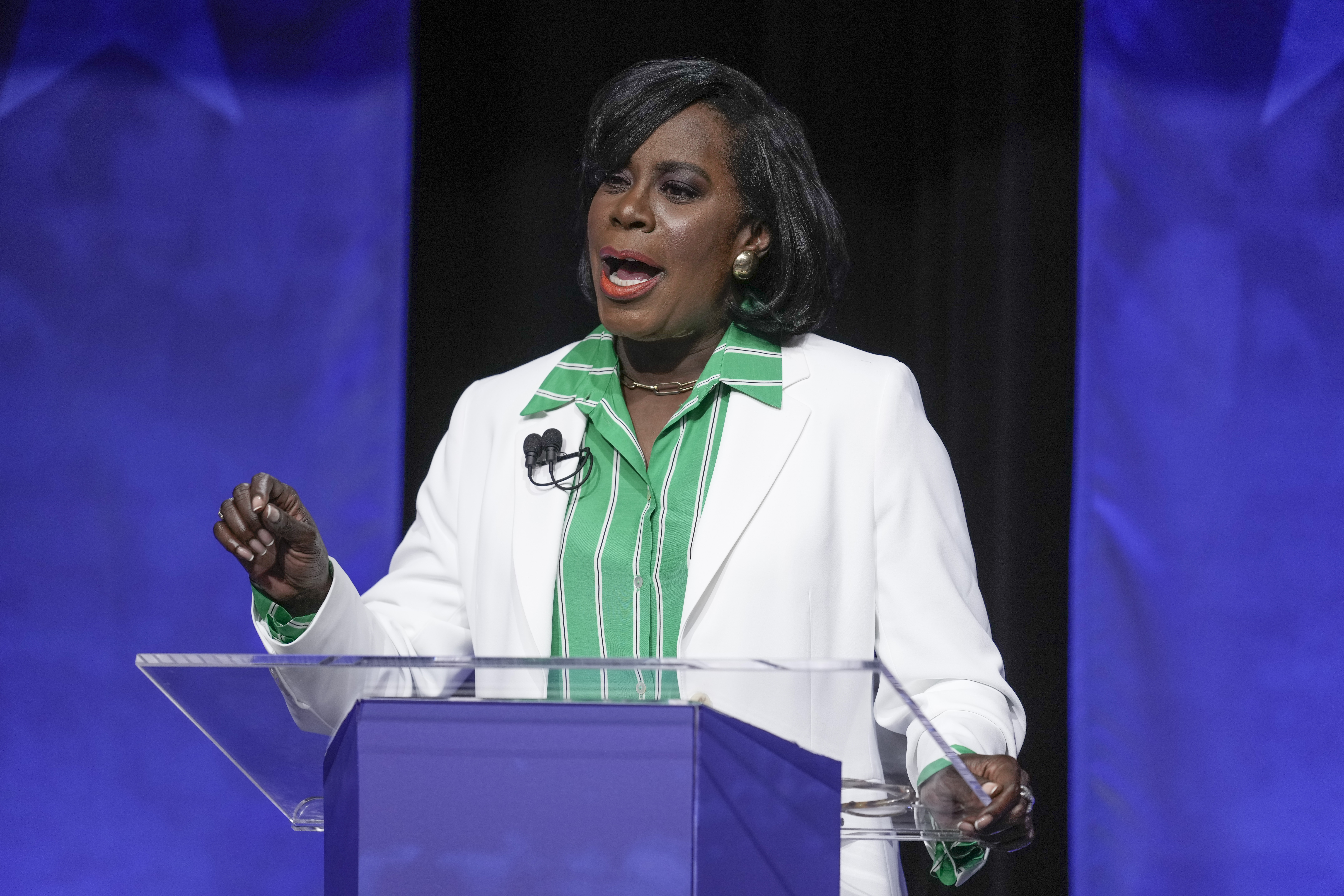 Philadelphia's likely next mayor could offer model for how Democrats talk about crime - Vimarsana News