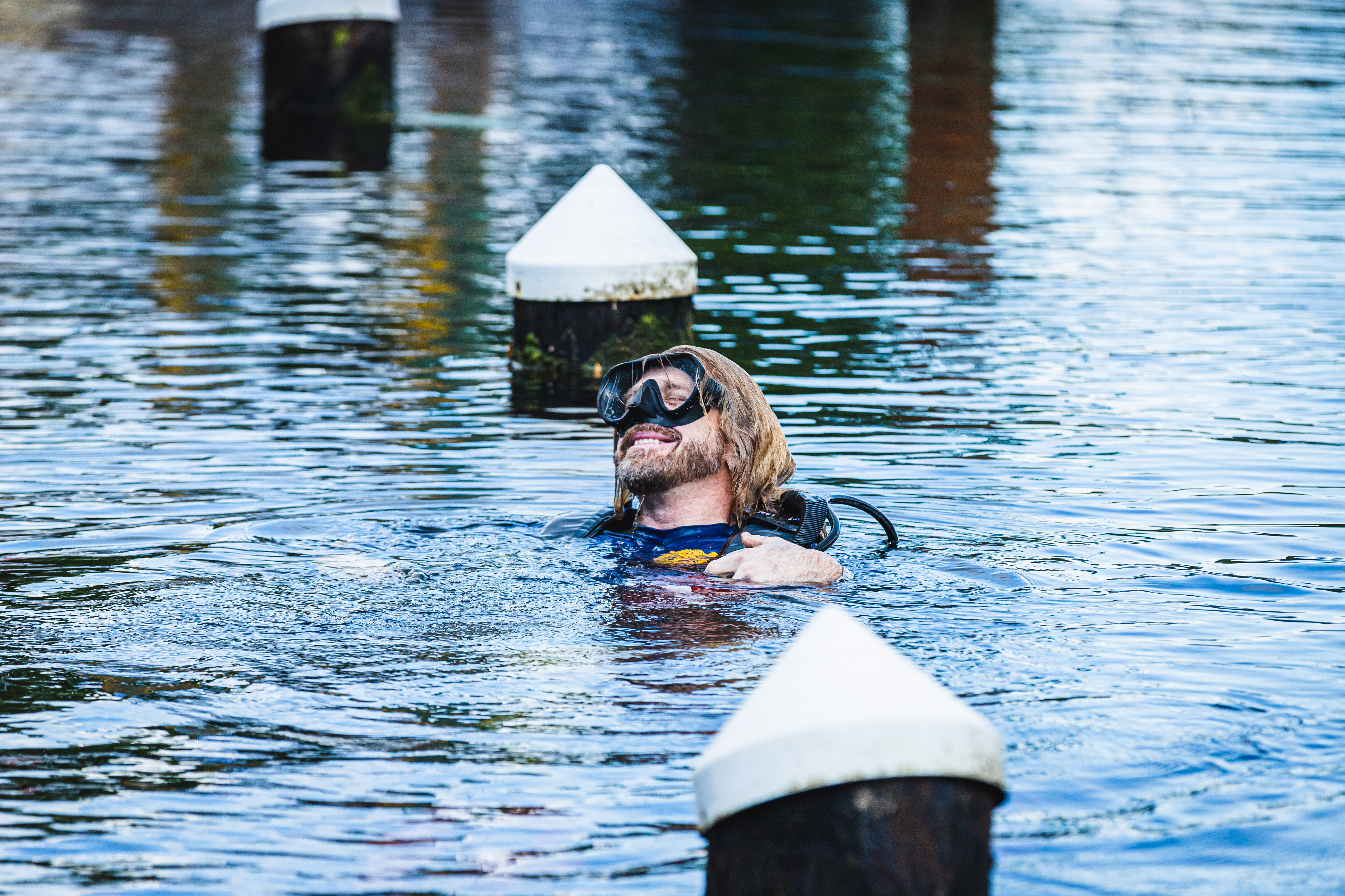 USF professor resurfaces after living underwater for 100 days - Vimarsana News