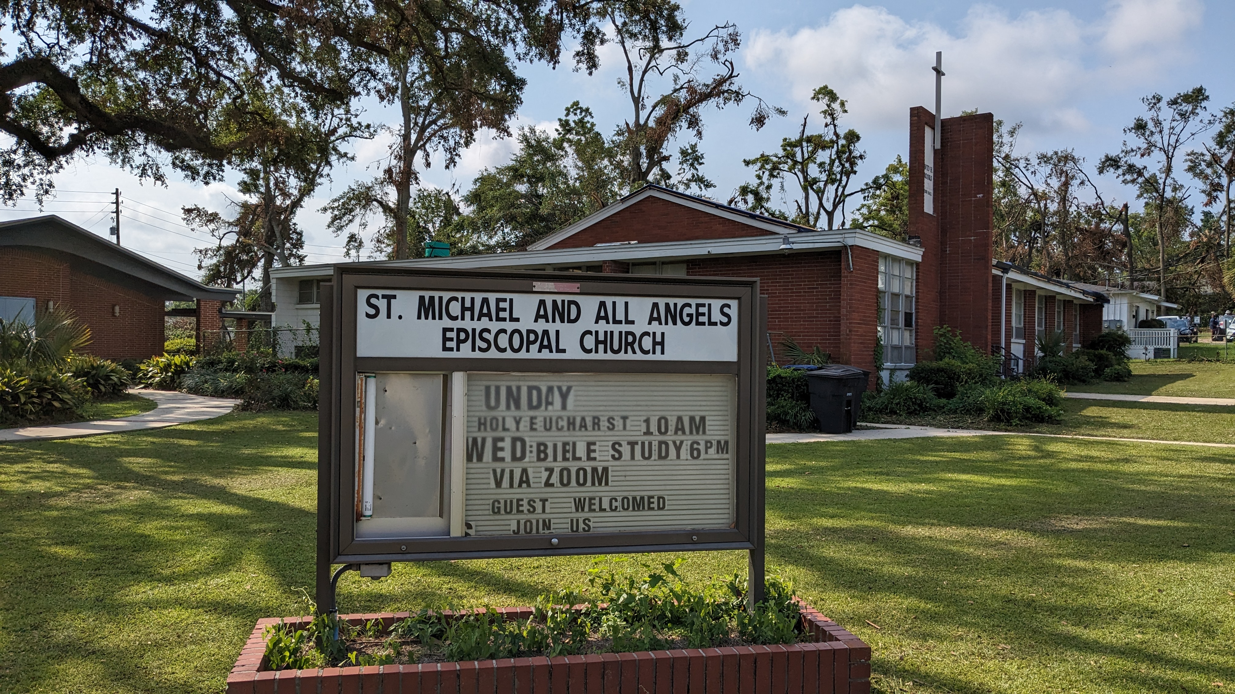Volunteers help a historic Tallahassee church recover from tornado damage - Vimarsana News
