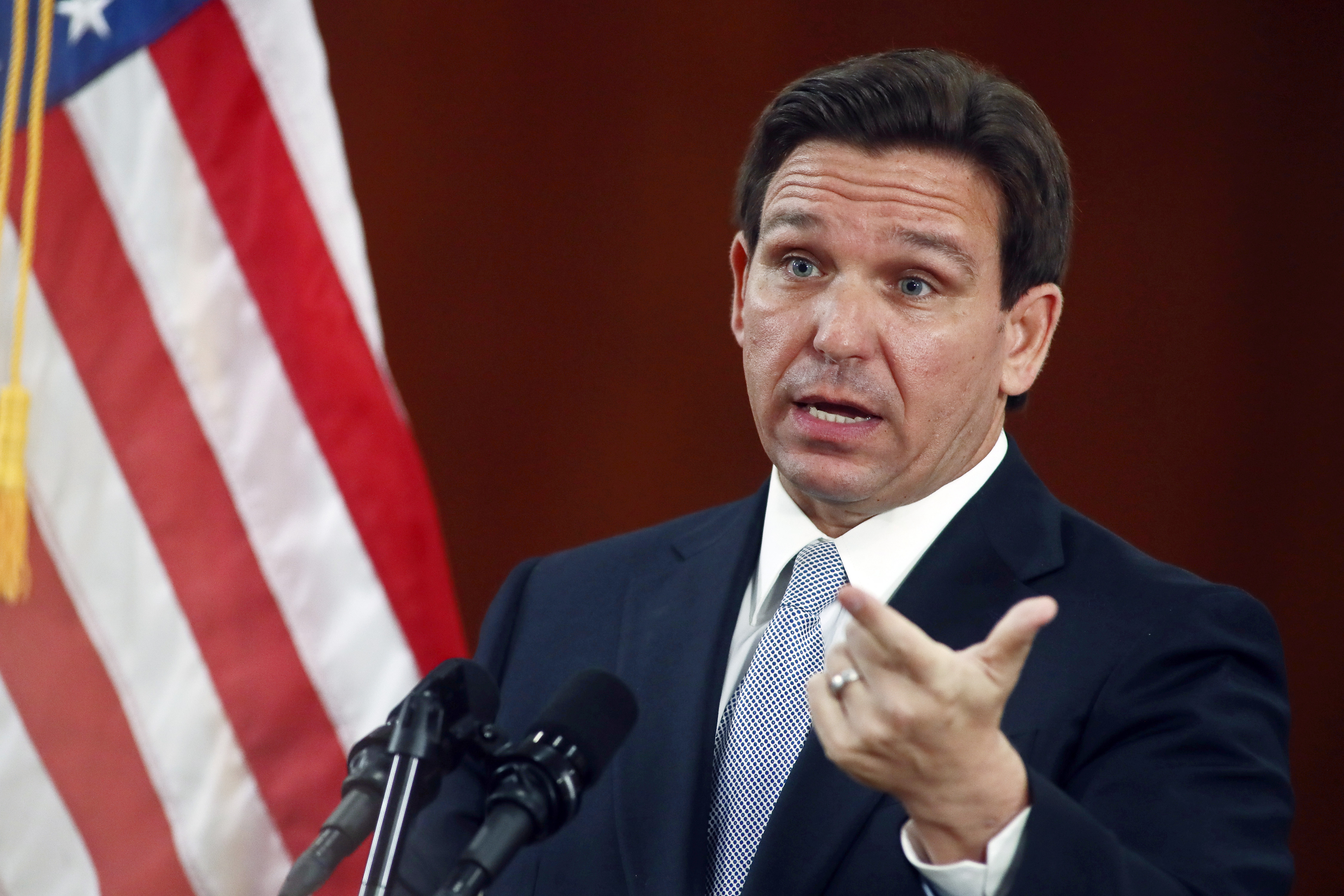 Florida's new social media law is raising some concerns about whether it will actually work - Vimarsana News