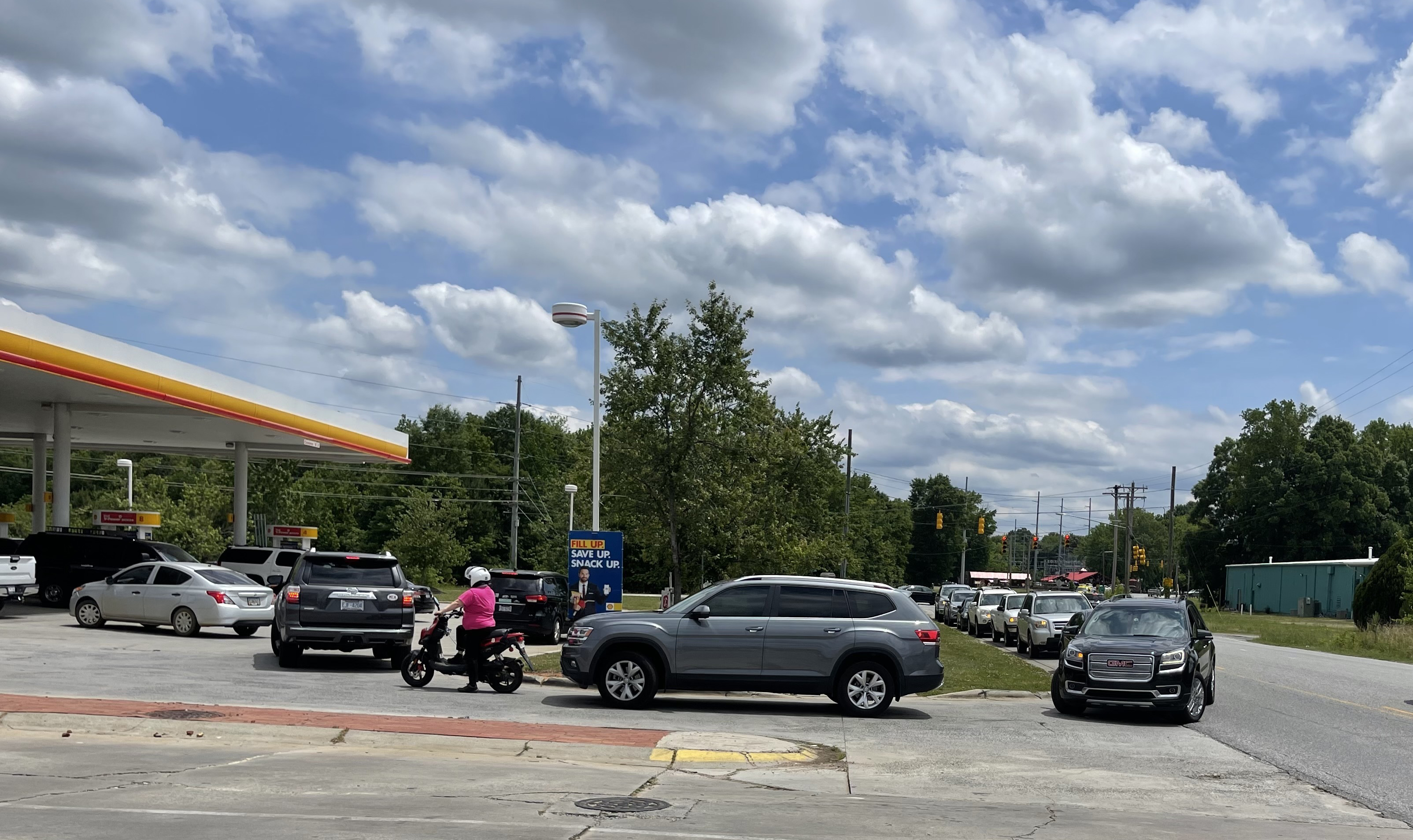 In Pipeline Outage, NC Declares State Of Emergency As NC, SC Enact Price Gouging Laws - Vimarsana News