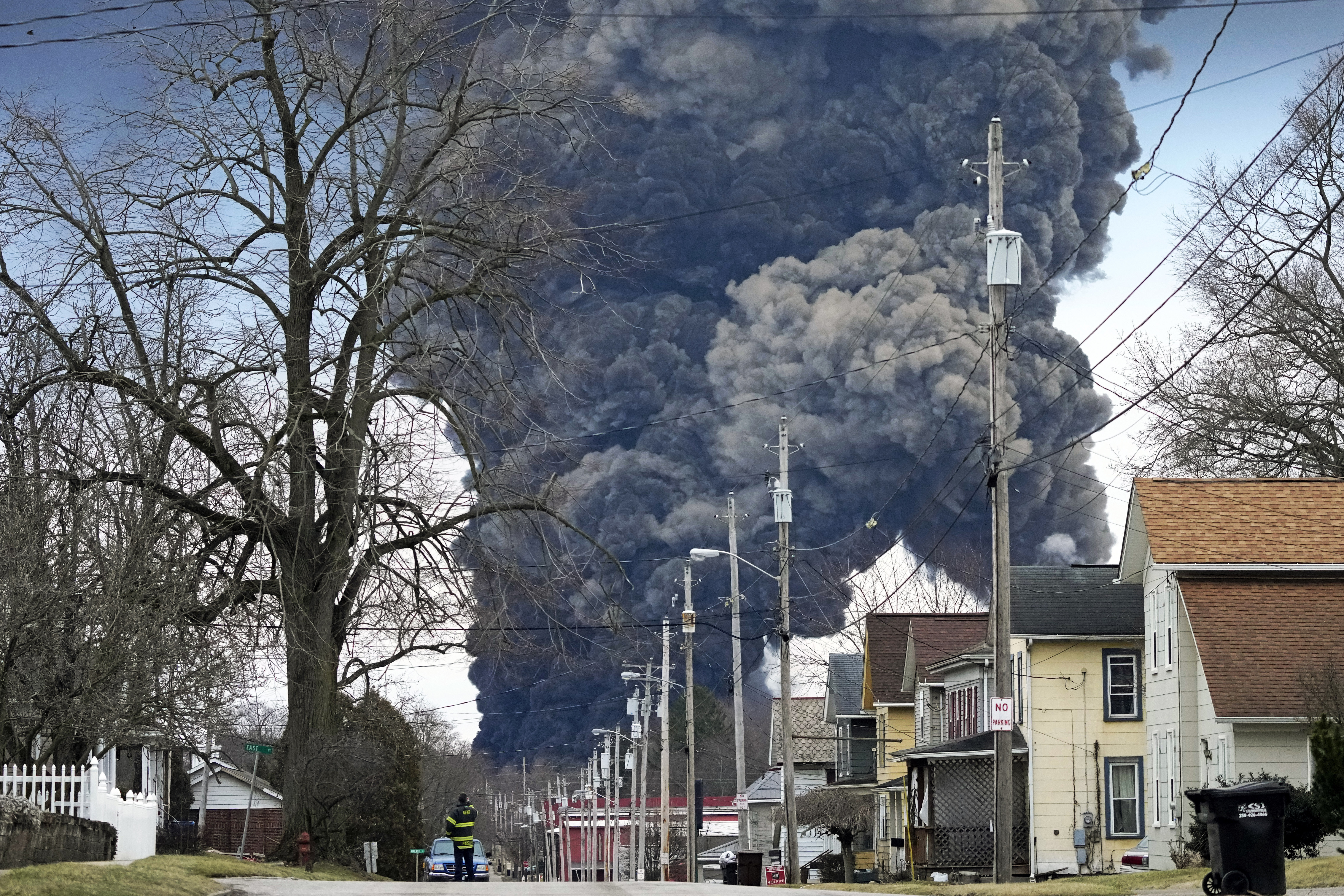 Norfolk Southern agrees to $600M settlement in fiery Ohio derailment. Locals fear it's not enough - Vimarsana News