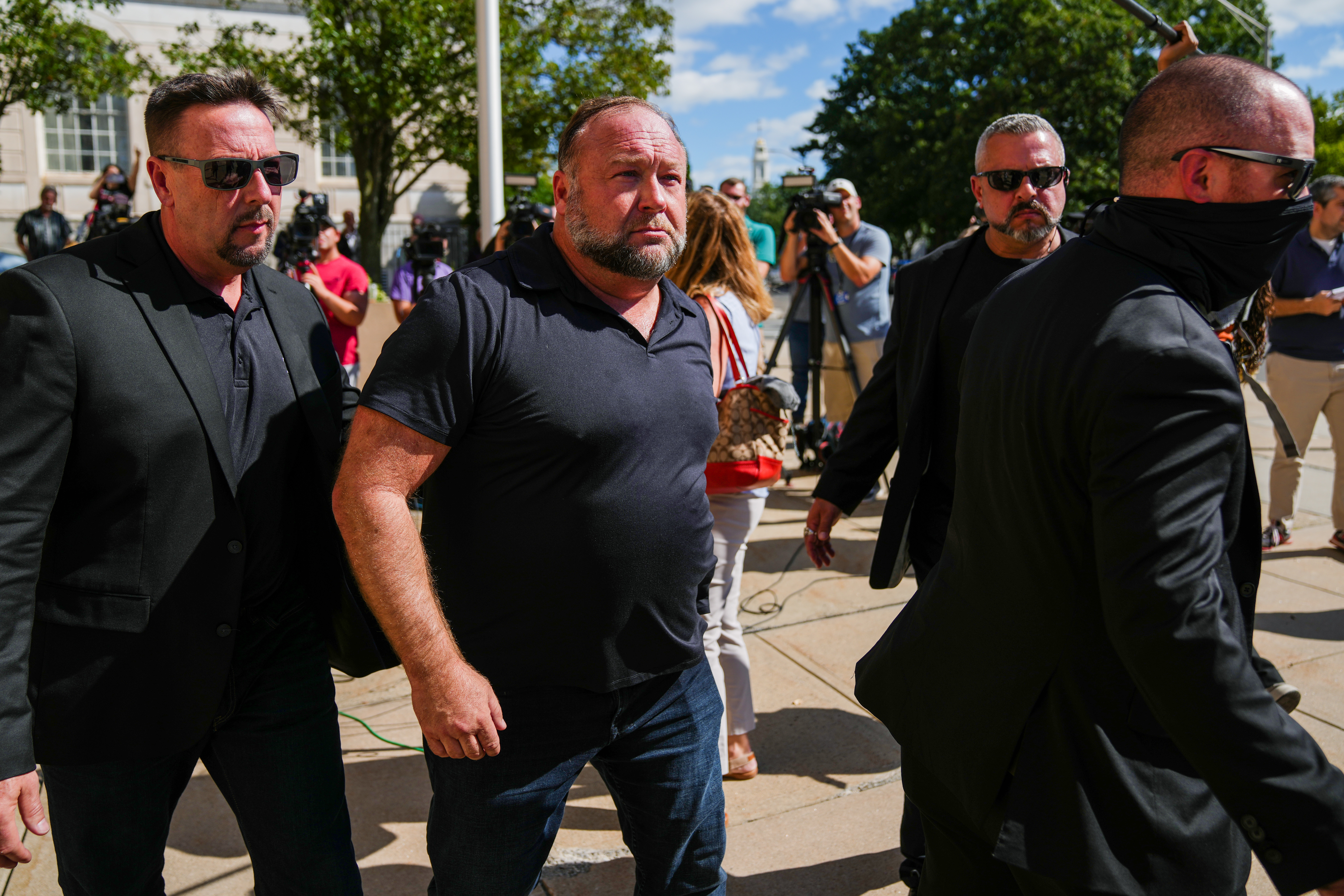 Conspiracy theorist Alex Jones agrees to liquidate assets to pay Sandy Hook families - Vimarsana News