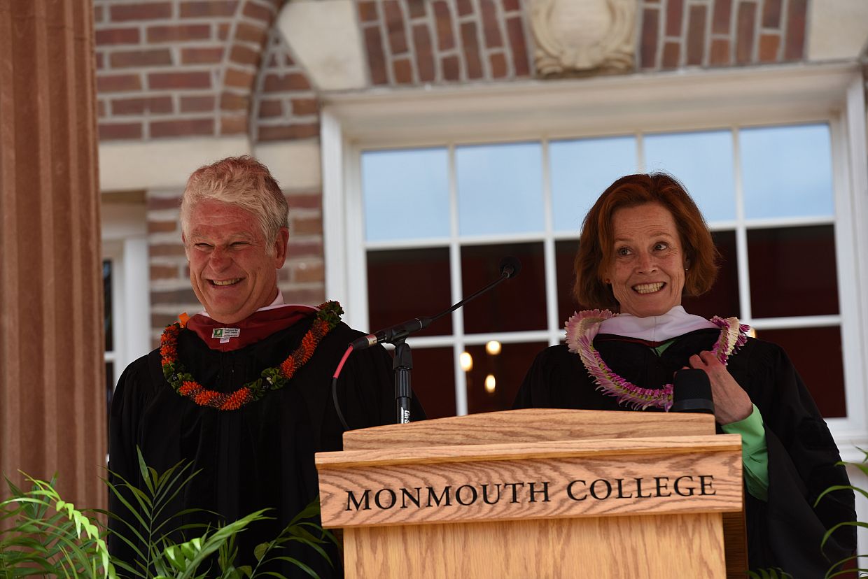 'Unlimited, irrational support:' Weaver, Simpson address Monmouth grads on creative partnerships - Vimarsana News