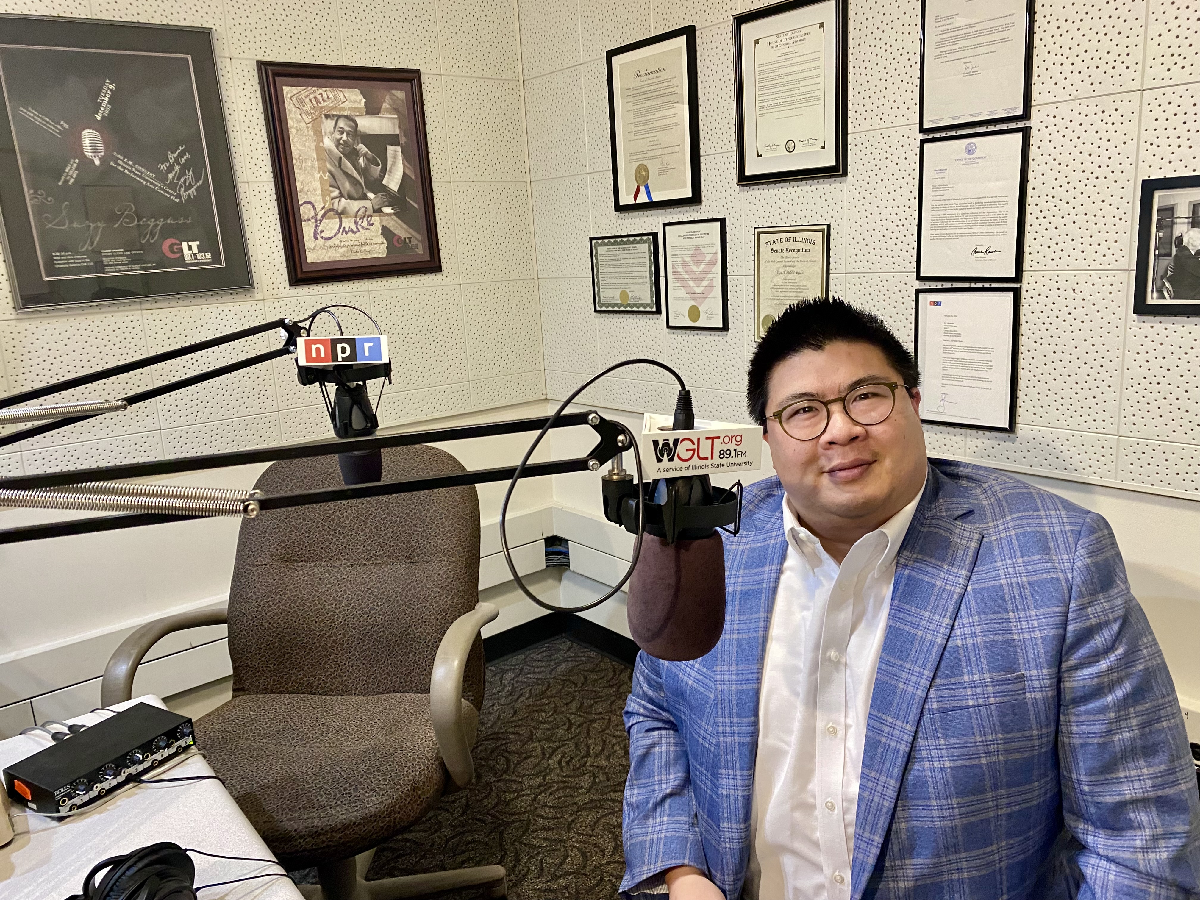 Bloomington's John Kim is the first downstate lawyer to serve as Illinois Supreme Court's chief civility czar - Vimarsana News