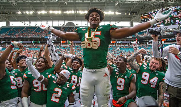 College Athletes In Florida, And Across The Nation, Can Start Cashing In - Vimarsana News