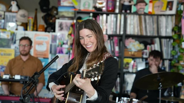 Anna Tivel: Tiny Desk Concert - Vimarsana News