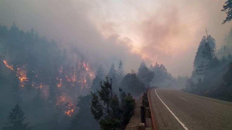 Wildfires Grow, Prompting Road Closures And Smoke Advisories In Southern, Central Oregon - Vimarsana News