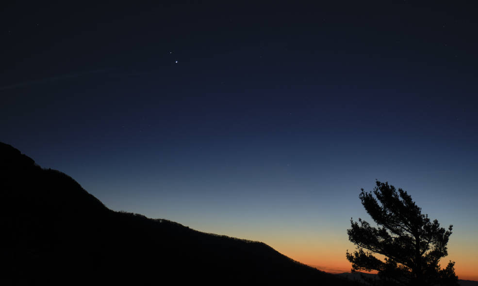 Colorado Edition: A Moment To Look Up - Vimarsana News