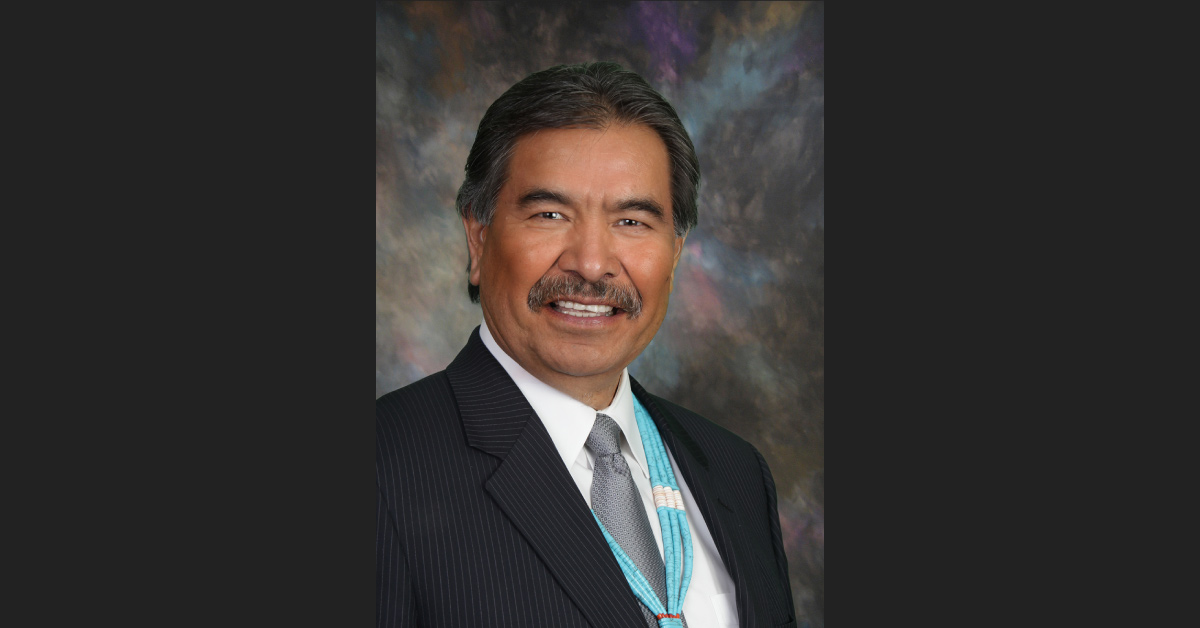 AM News Brief: Former Navajo President Dies, Zion To Upgrade Buses & Hate Groups Gather Online - Vimarsana News