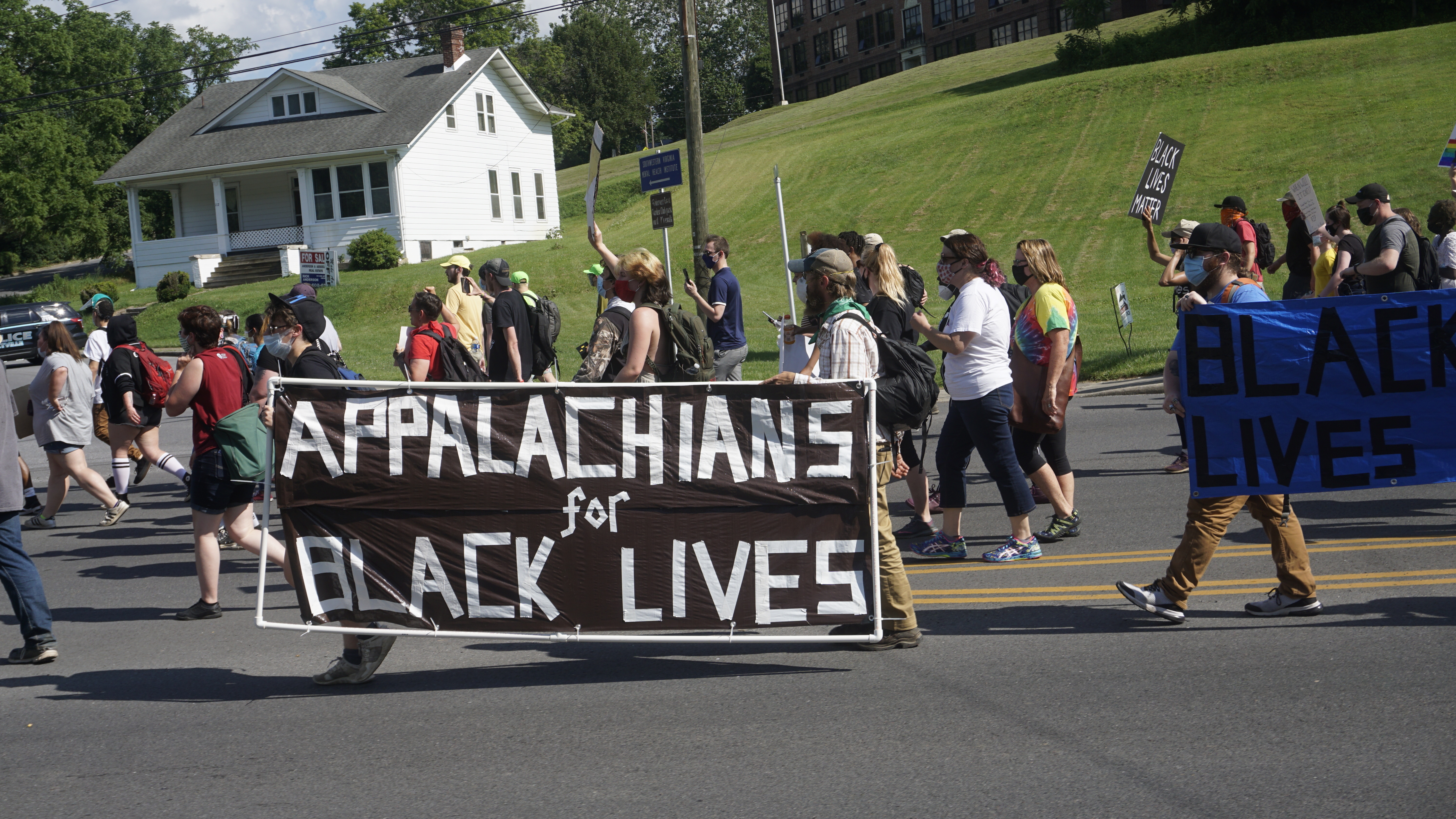 'Let's Get To Work' - Addressing Inequality And Racism In Appalachia - Vimarsana News