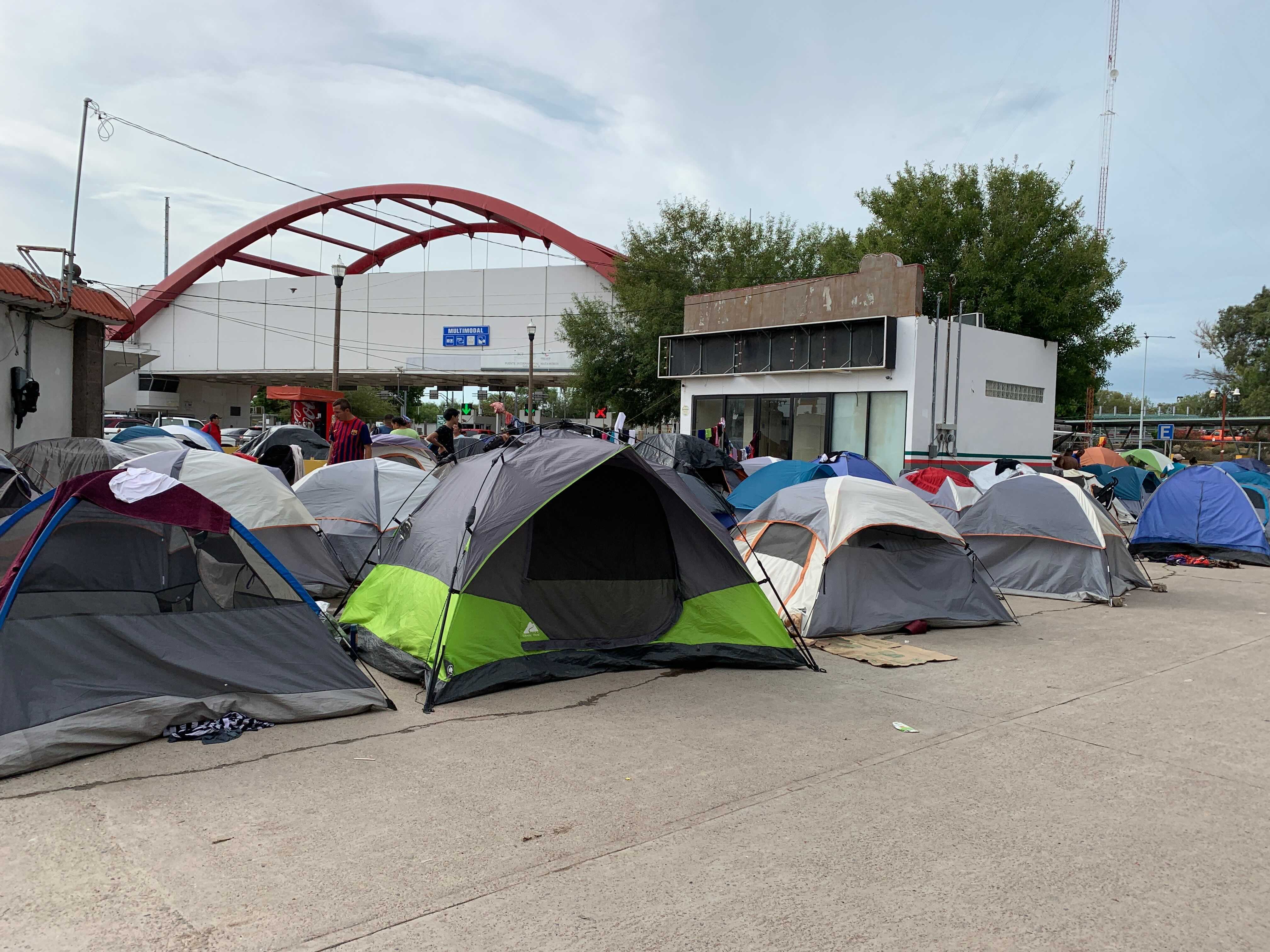 At Least 115 Asylum Cases From Trump's 'Remain In Mexico' Policy Transferred To Charlotte | WFAE 90.7 - Vimarsana News