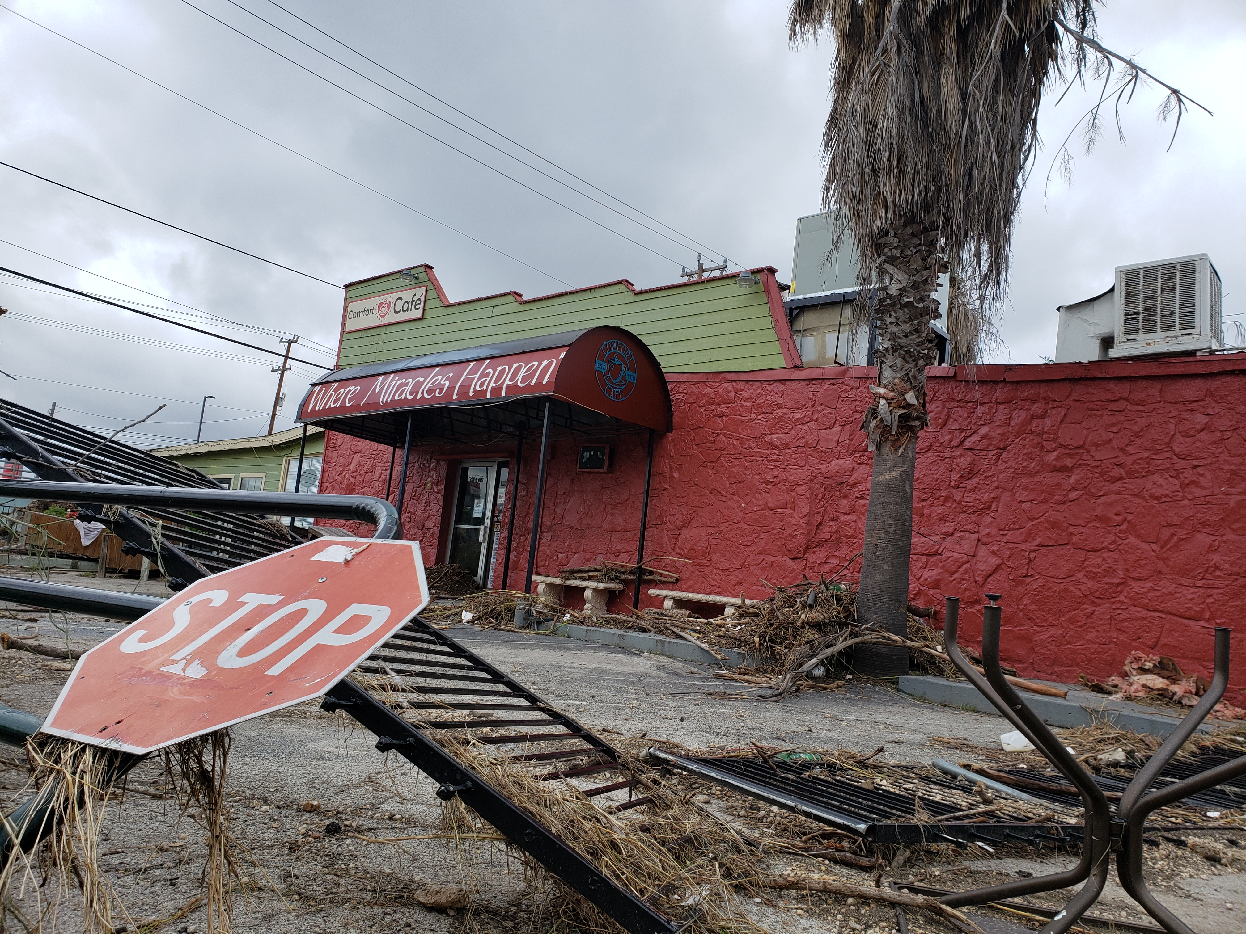San Antonio Officials And Residents Disagree On How Leon Creek Maintenance Impacts Flooding - Vimarsana News