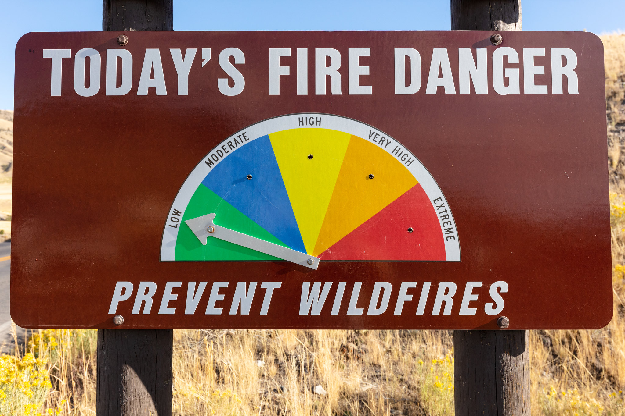 Firefighters respond to the first wildland fire of the year in Yellowstone, but fire danger remains low - Vimarsana News