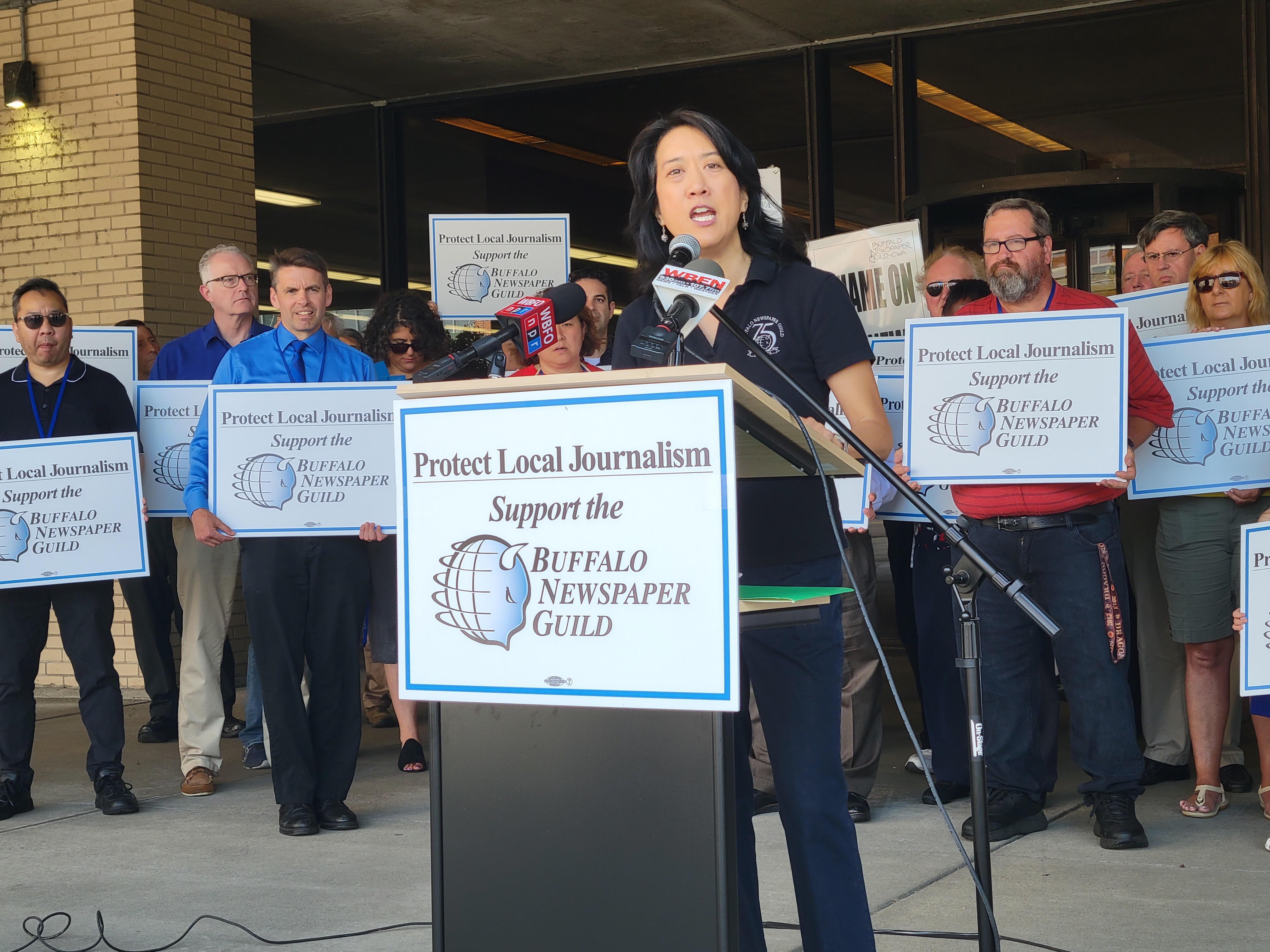 Buffalo News employees may reach new contract agreement 'soon,' but won't be 'bullied into' bad deal - Vimarsana News