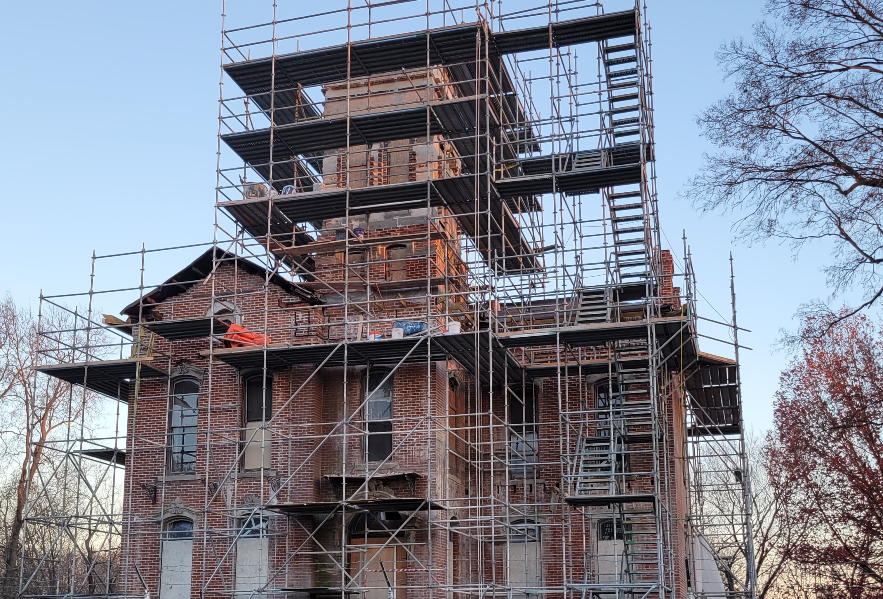After years of disrepair, Sauer Castle in Kansas City, Kansas will soon be restored - Vimarsana News