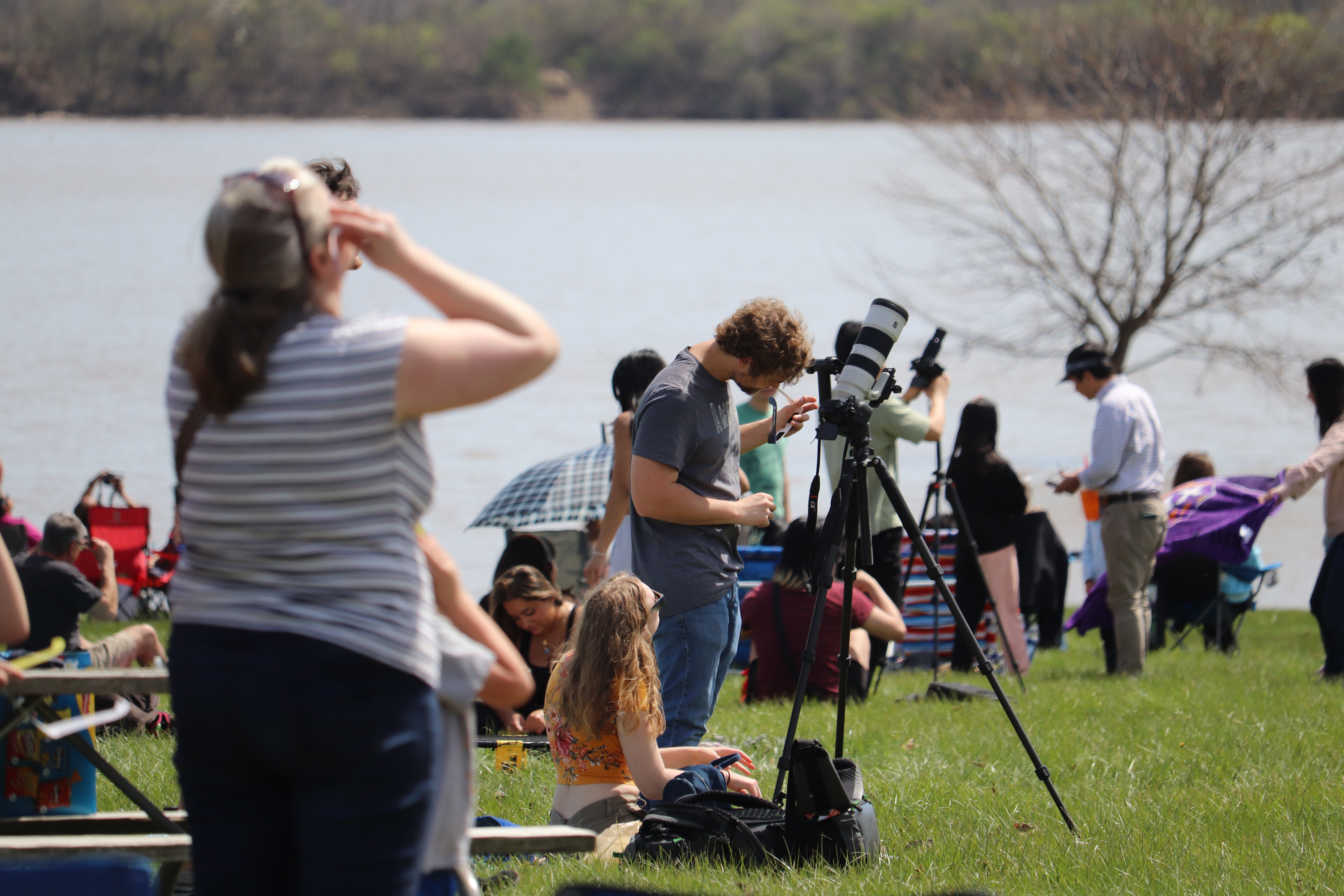 Eclipse voices: Ohioans, visitors react to totality - Vimarsana News